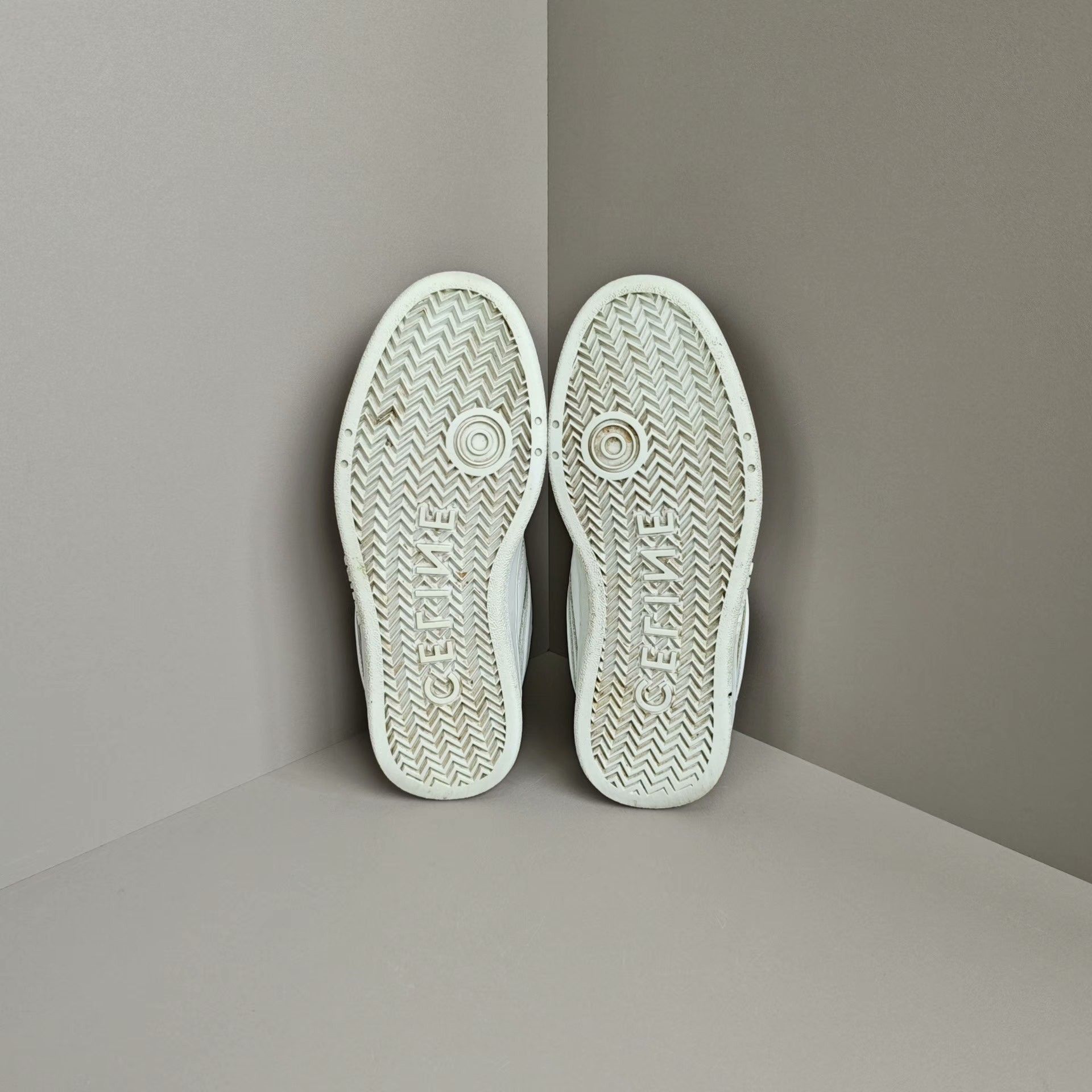 Celine Celine Lowtop Sneakers us_6 Women Size US 6 / IT 36 - 5 Thumbnail