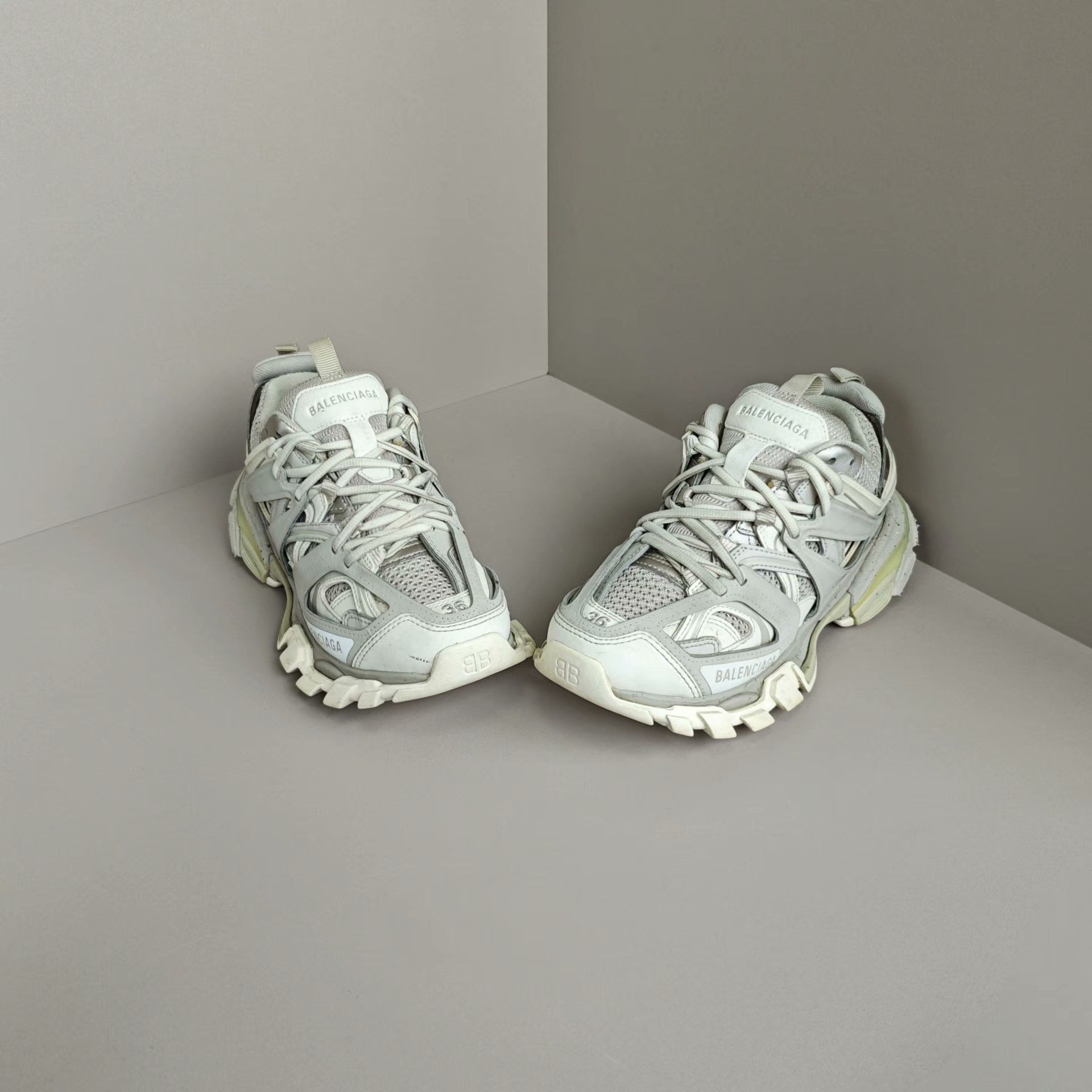 Balenciaga Balenciaga Lowtop Sneakers us_7 Women Size US 7 / IT 37 - 2 Thumbnail