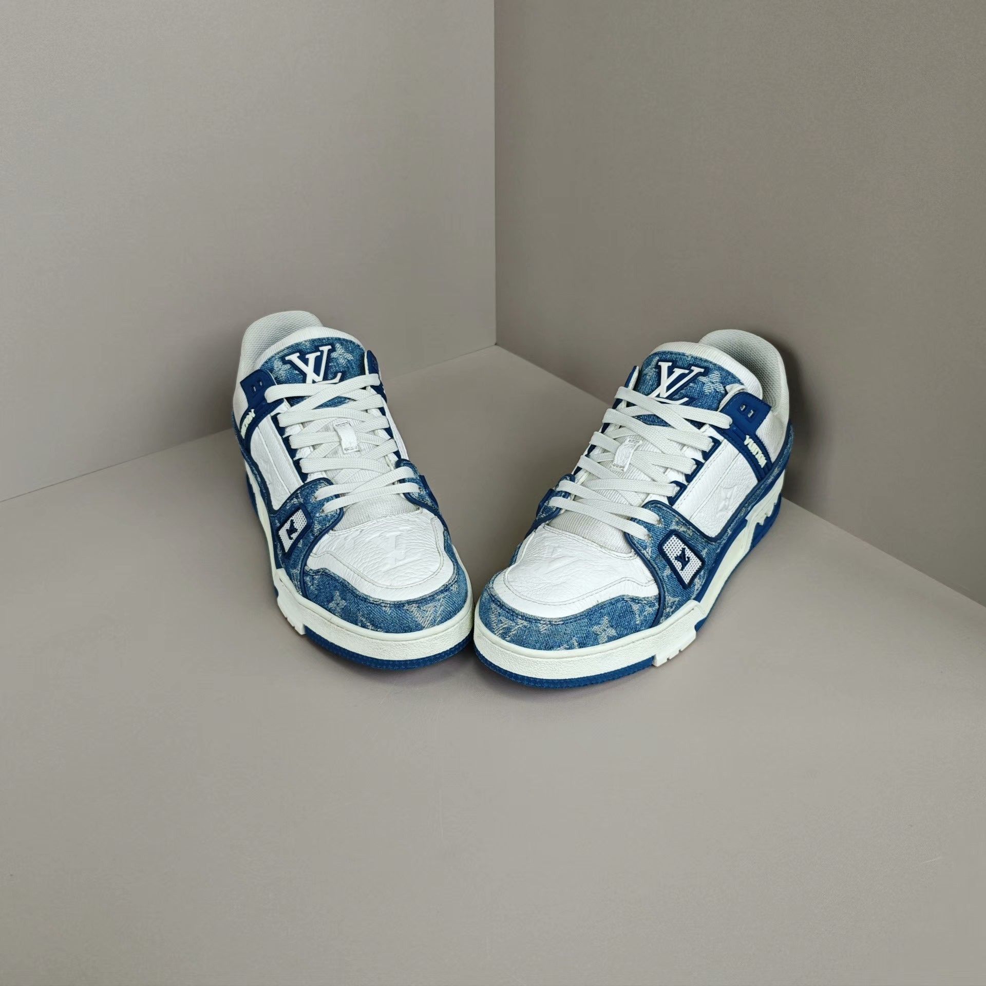 Louis Vuitton Louis Vuitton Training Denim Blue Lowtop Sneakers 7 Men Size US 7 / EU 40 - 2 Thumbnail
