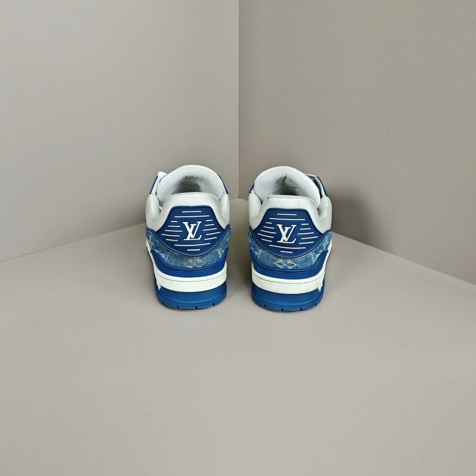 Louis Vuitton Louis Vuitton Training Denim Blue Lowtop Sneakers 7 Men Size US 7 / EU 40 - 3 Thumbnail