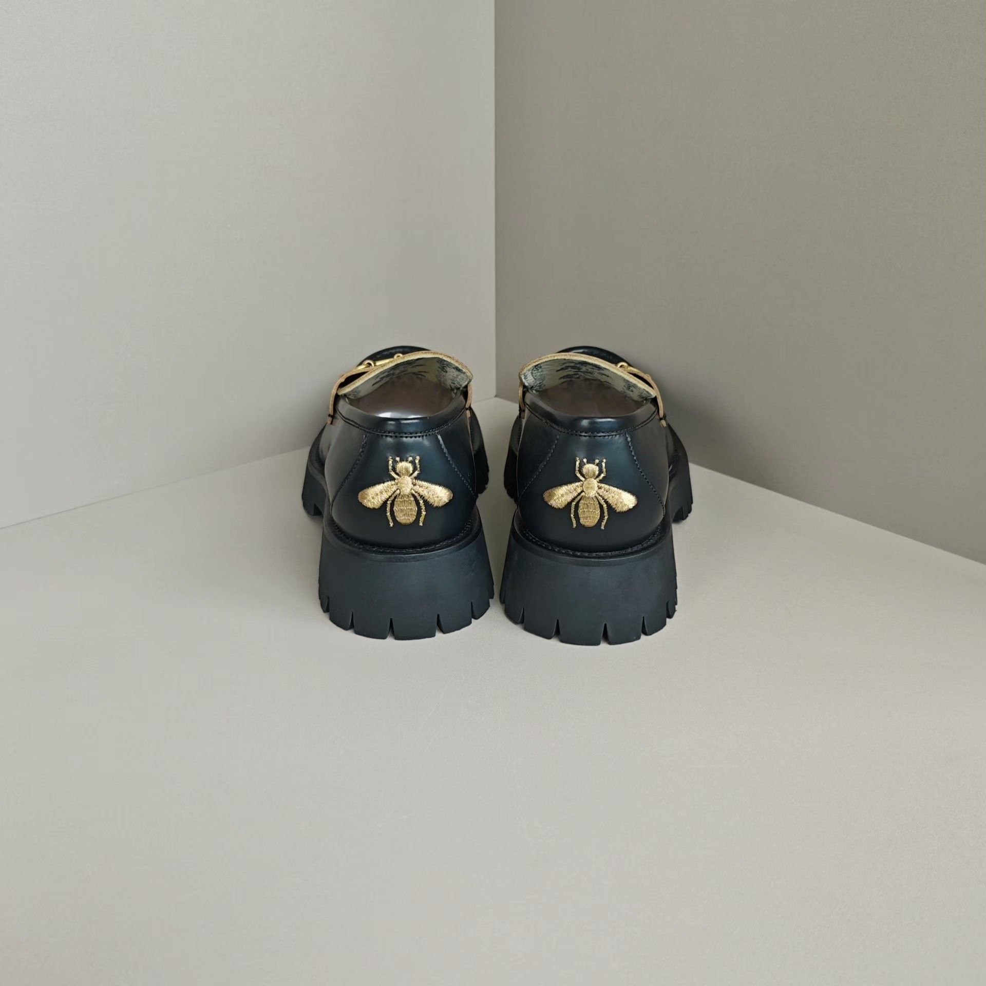 Gucci Gucci Lowtop Sneakers 9 Men Size US 9 / EU 42 - 3 Thumbnail