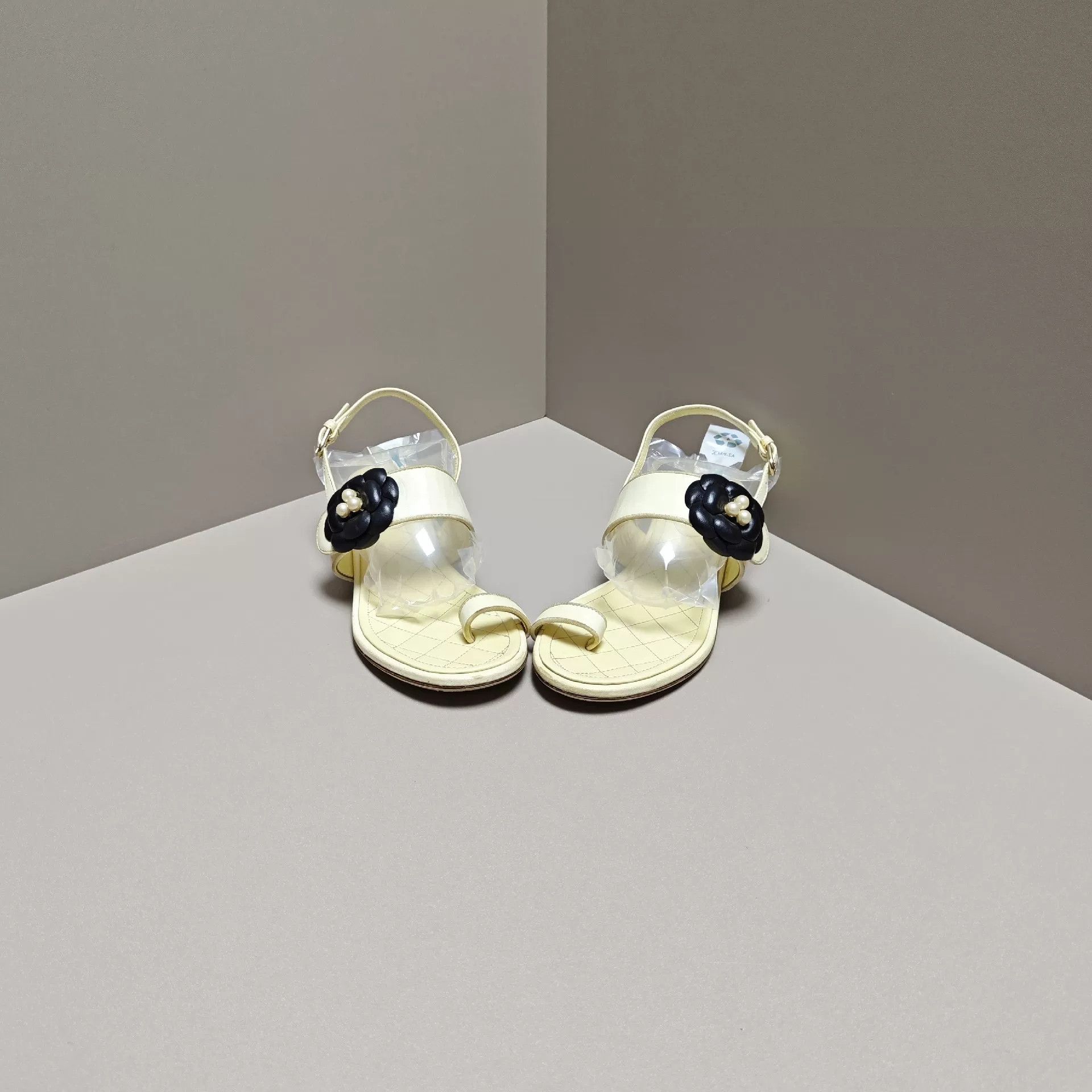 Chanel Chanel Sandals us_6 Women Size US 6 / IT 36 - 2 Thumbnail
