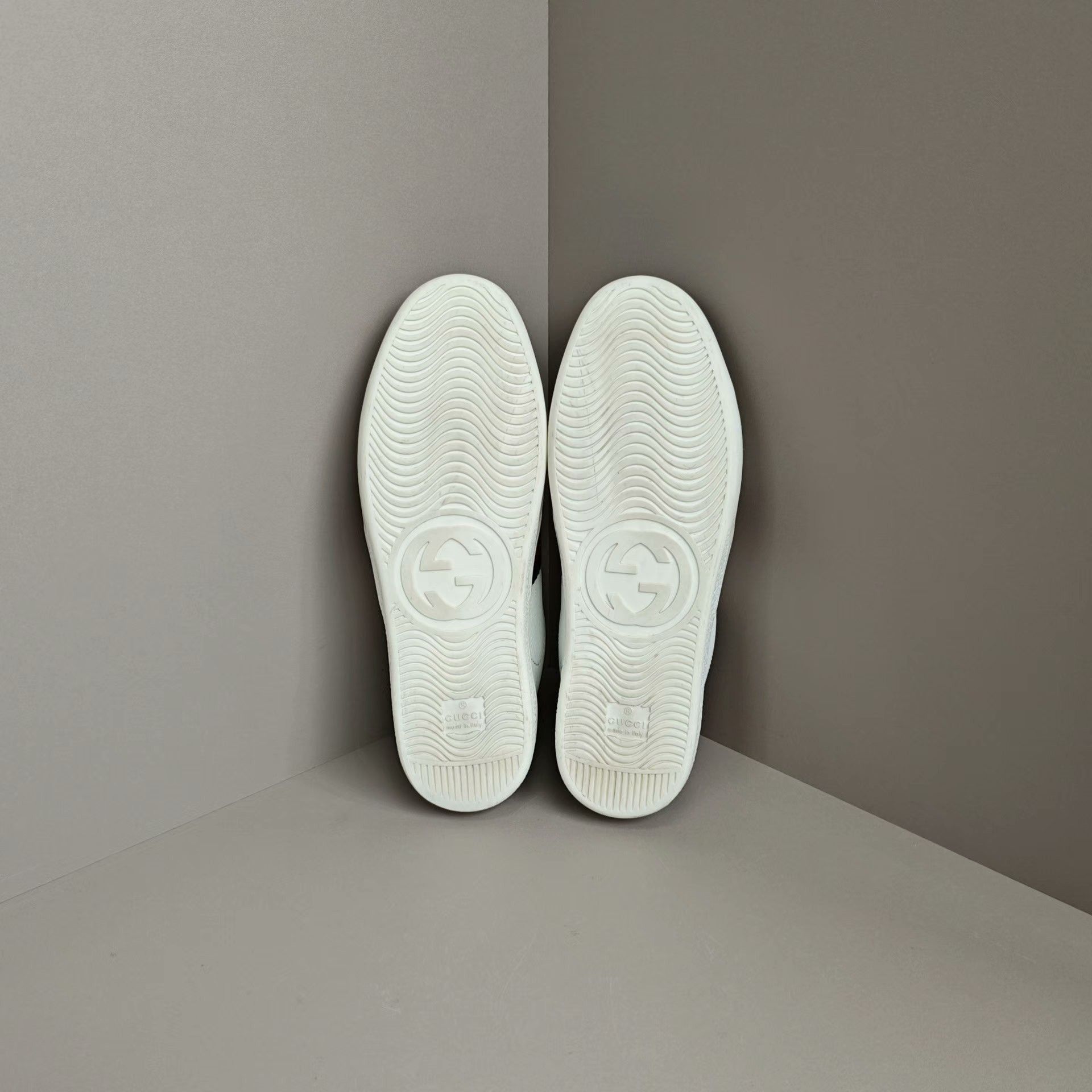 Gucci Gucci Lowtop Sneakers us_8 Women Size US 8 / IT 38 - 5 Thumbnail