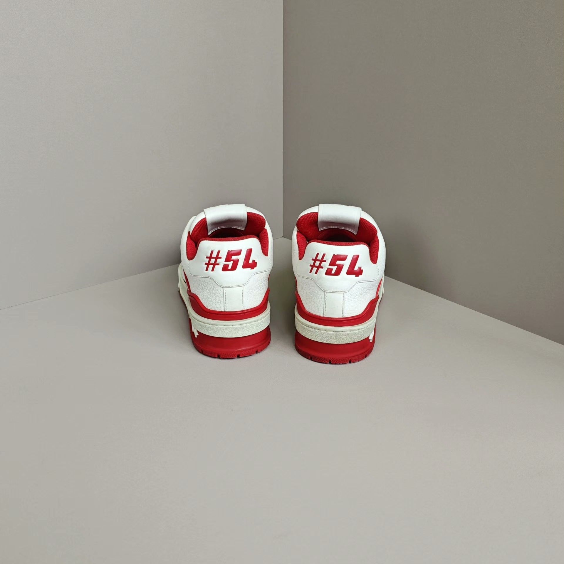 Louis Vuitton Louis Vuitton Training Red Lowtop Sneakers us_7 Women Size US 7 / IT 37 - 3 Thumbnail