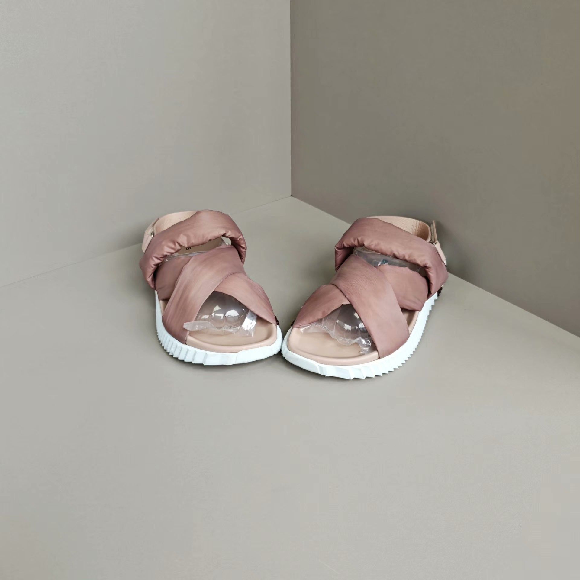 Hermes Hermes Sandals us_8 Women Size US 8 / IT 38 - 2 Thumbnail