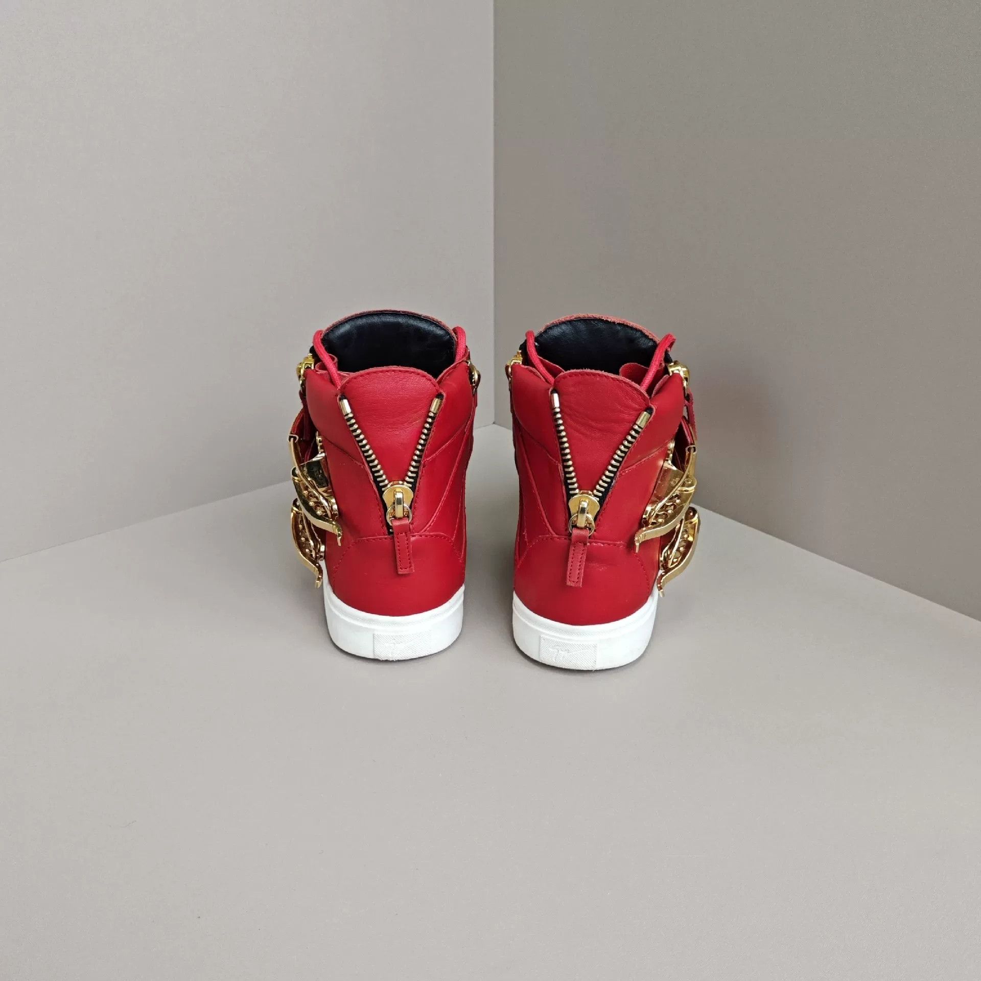 Giuseppe Zanotti Giuseppe Zanotti Gold Hitop Sneakers us_6 Women Size US 6 / IT 36 - 3 Thumbnail