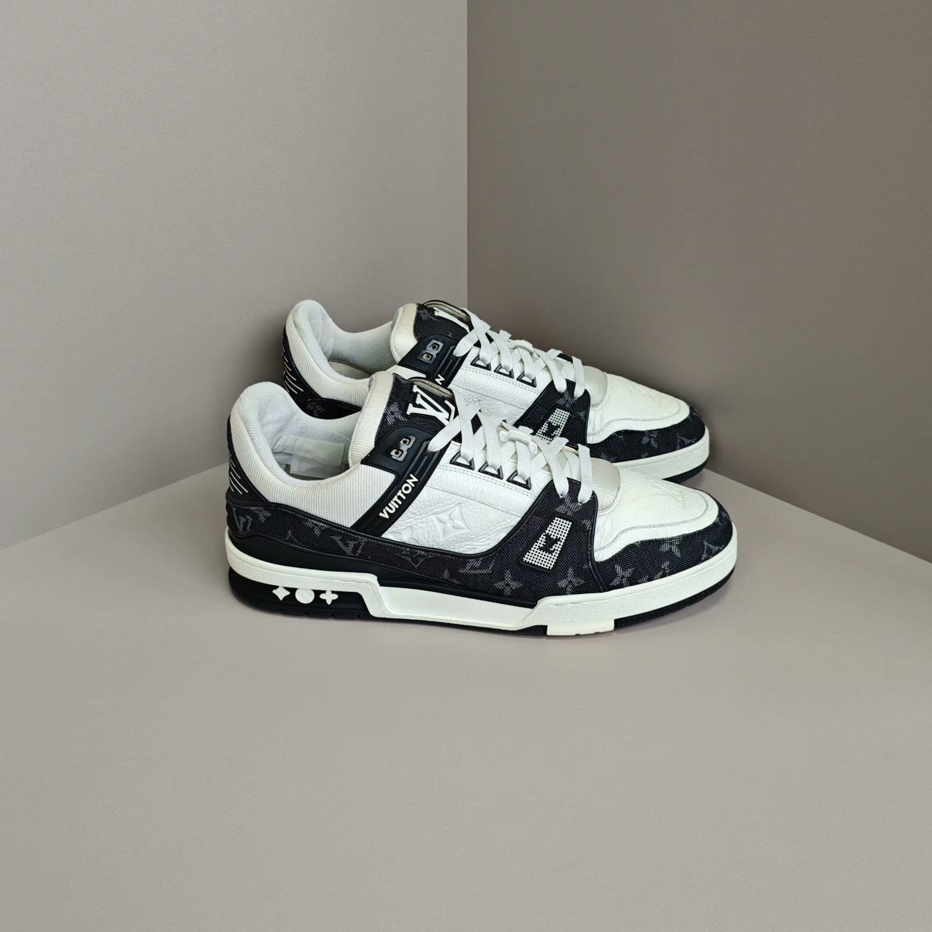 Louis Vuitton Louis Vuitton Training Denim Black Lowtop Sneakers 11 Men Size US 11 / EU 44 - 4 Thumbnail
