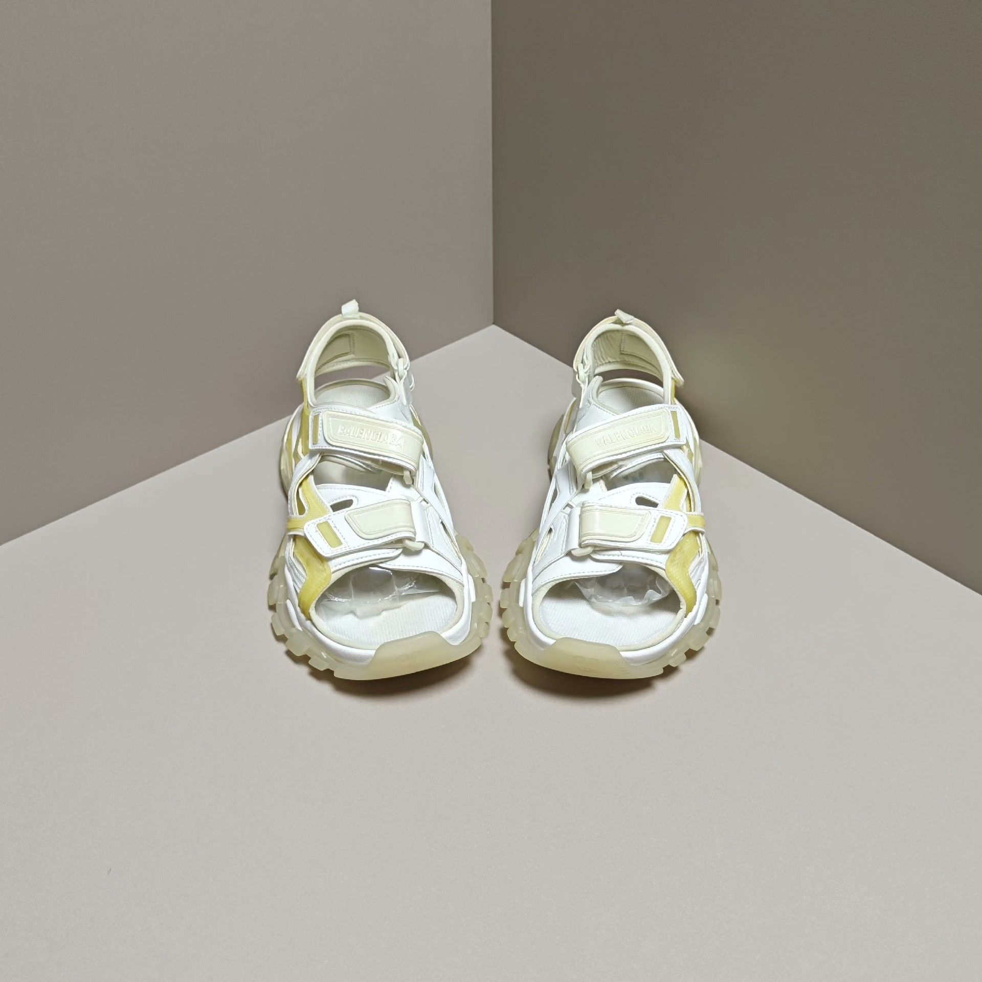 Balenciaga Balenciaga Sandals us_9 Women Size US 9 / IT 39 - 2 Thumbnail