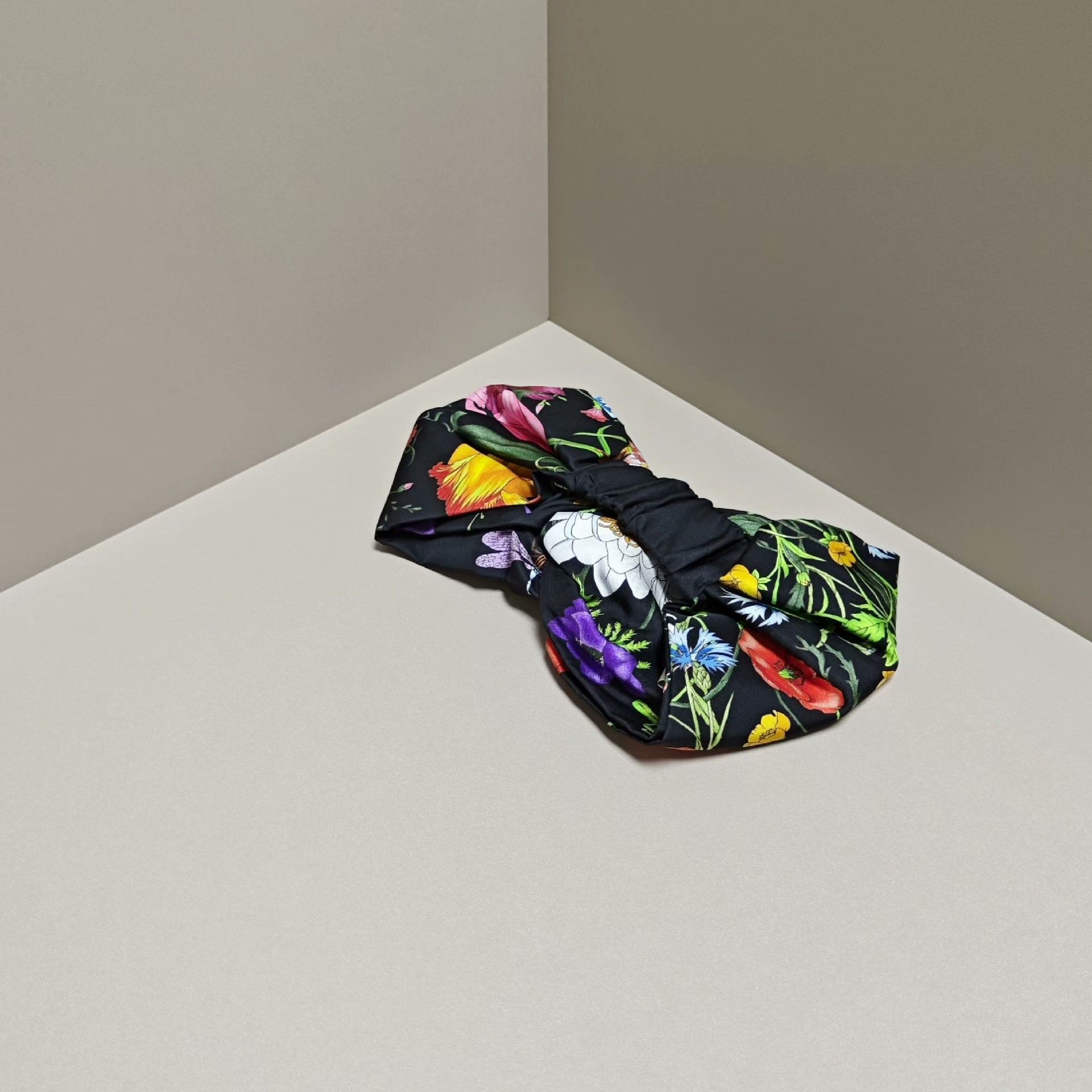 Gucci Gucci Silk Hair Accessory OS Women Size ONE SIZE - 2 Thumbnail