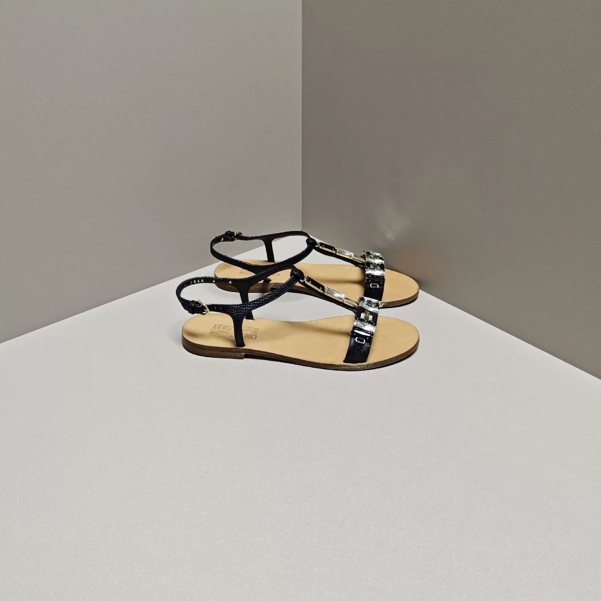 Salvatore Ferragamo Salvatore Ferragamo Sandals us_6 Women Size US 6 / IT 36 - 4 Thumbnail