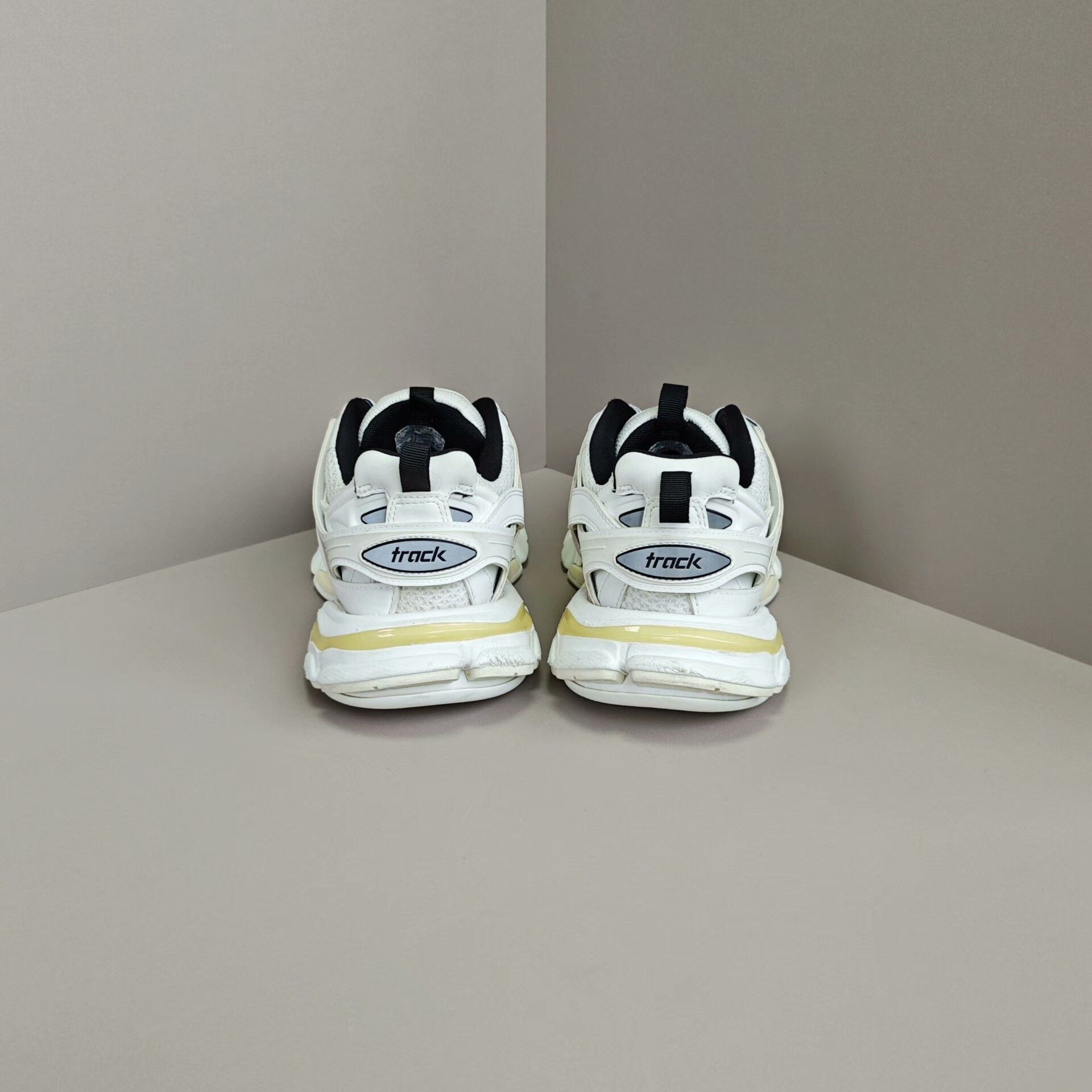 Balenciaga Balenciaga Lowtop Sneakers 7 Men Size US 7 / EU 40 - 3 Thumbnail