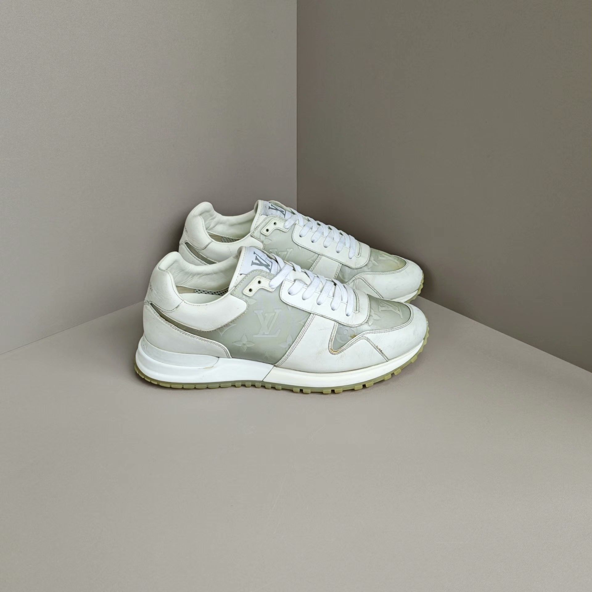 Louis Vuitton Louis Vuitton Casual Lowtop Sneakers 5.5 Men Size US 5.5 / EU 38 - 4 Thumbnail