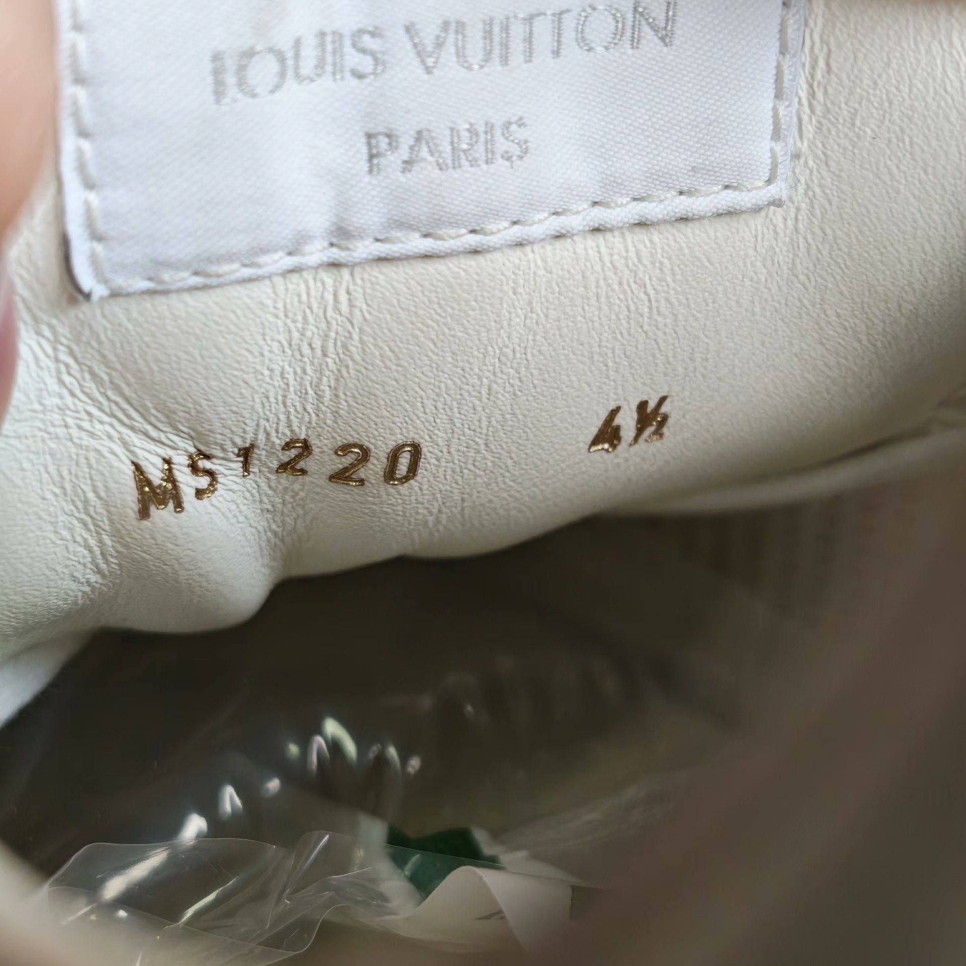 Louis Vuitton Louis Vuitton Casual Lowtop Sneakers 5.5 Men Size US 5.5 / EU 38 - 6 Thumbnail
