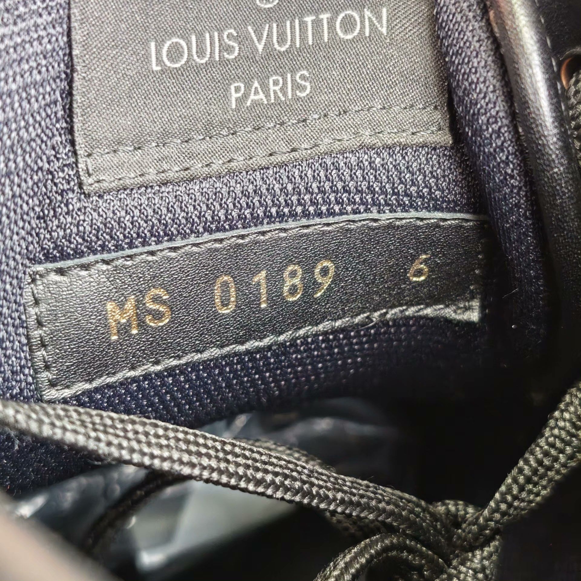 Louis Vuitton Louis Vuitton Hitop Sneakers 7 Men Size US 7 / EU 40 - 6 Thumbnail