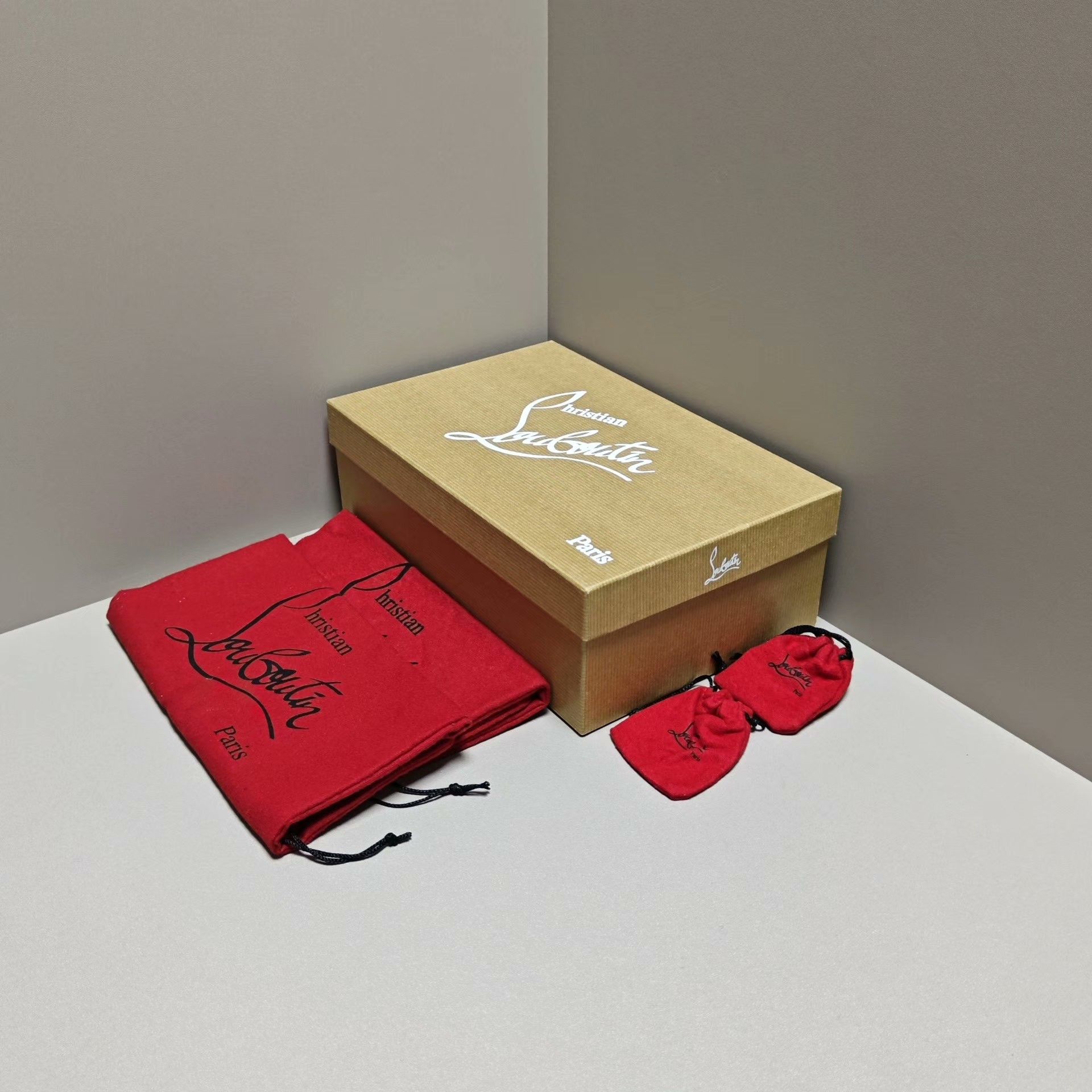 Christian Louboutin Christian Louboutin Red Lowtop Sneakers us_7 Women Size US 7 / IT 37 - 7 Thumbnail