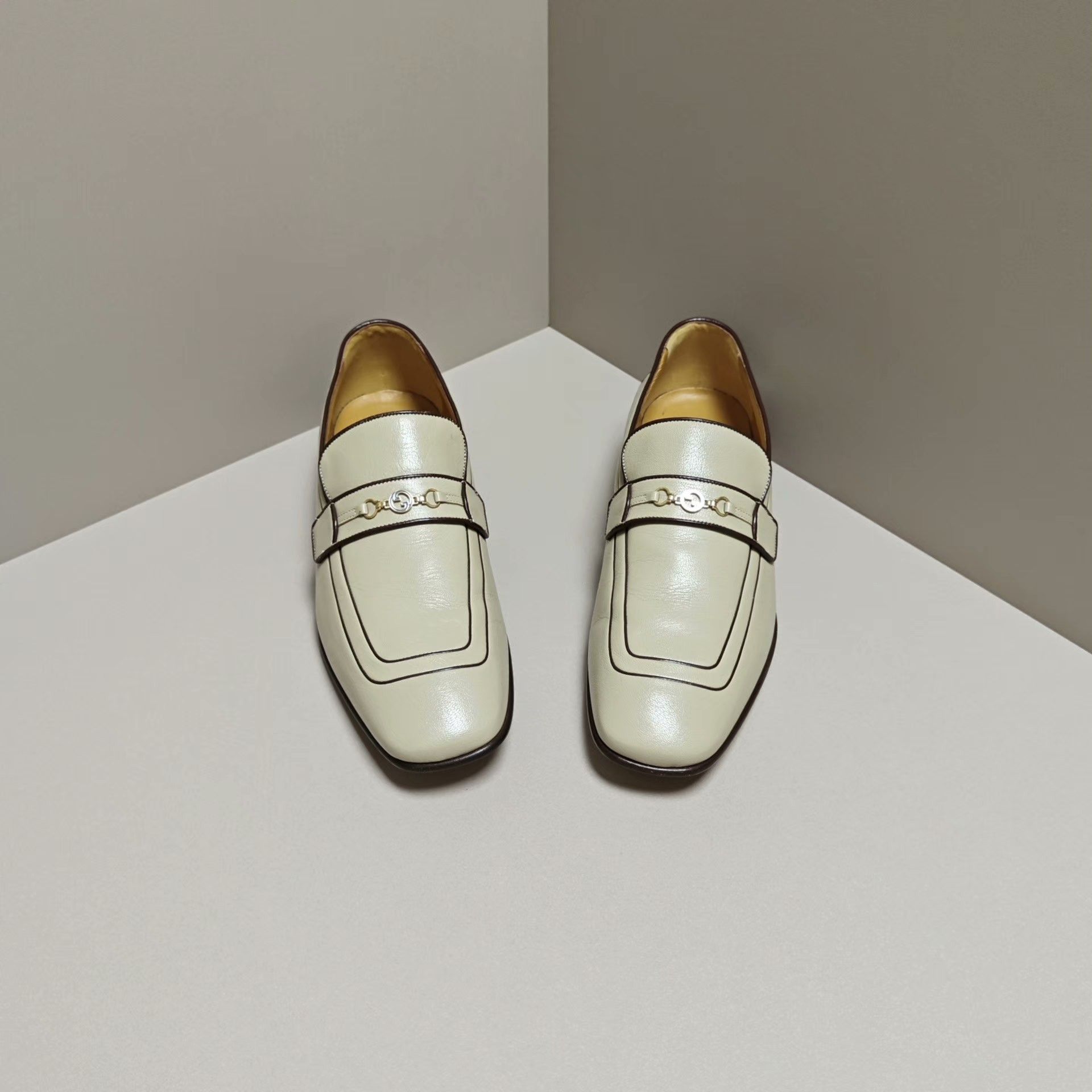 Gucci Gucci Brown Lowtop Sneakers 9 Men Size US 9 / EU 42 - 2 Thumbnail