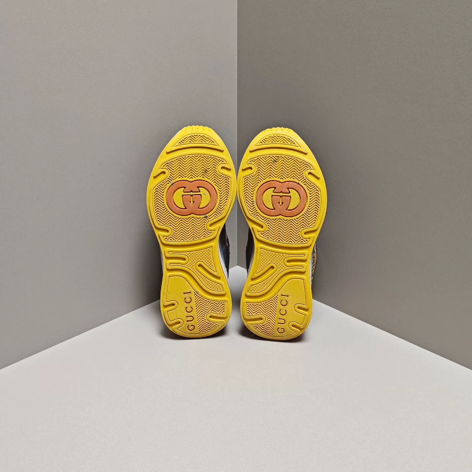 Gucci Gucci Casual Lowtop Sneakers us_5 Women Size US 5 / IT 35 - 5 Thumbnail