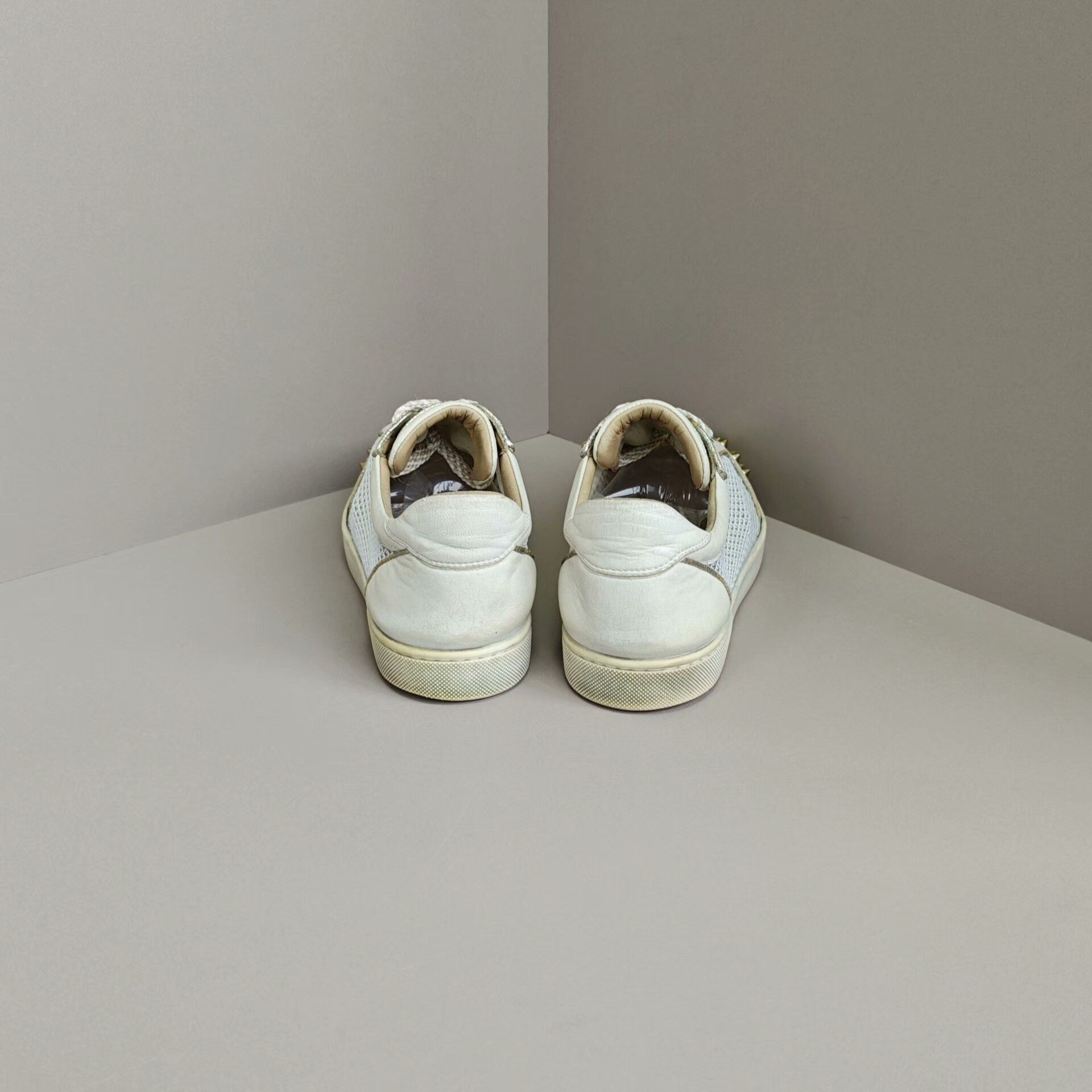Christian Louboutin Christian Louboutin Lowtop Sneakers 6 Men Size US 6 / EU 39 - 3 Thumbnail