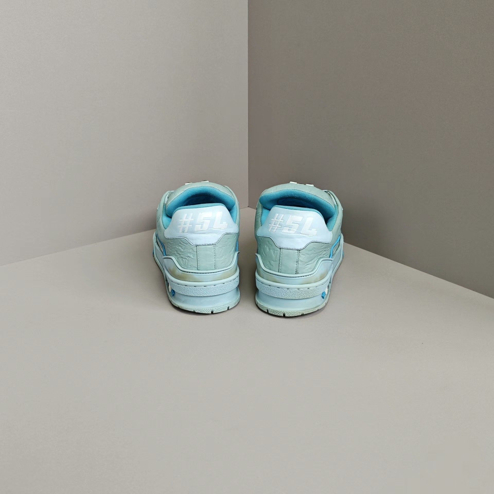 Louis Vuitton Louis Vuitton Training Blue Lowtop Sneakers 6 Men Size US 6 / EU 39 - 3 Thumbnail
