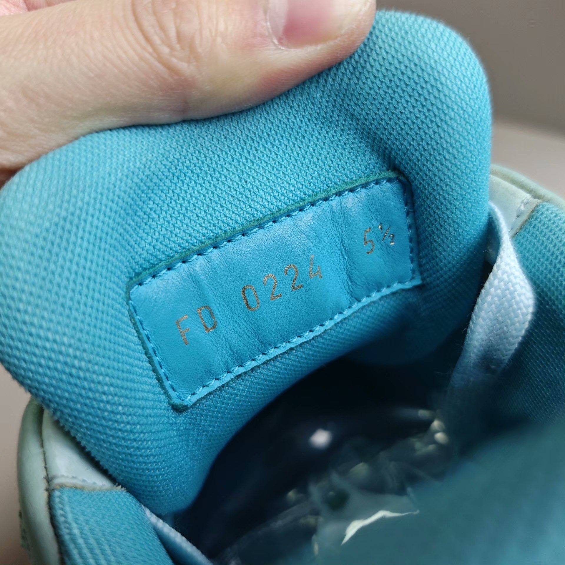 Louis Vuitton Louis Vuitton Training Blue Lowtop Sneakers 6 Men Size US 6 / EU 39 - 6 Thumbnail