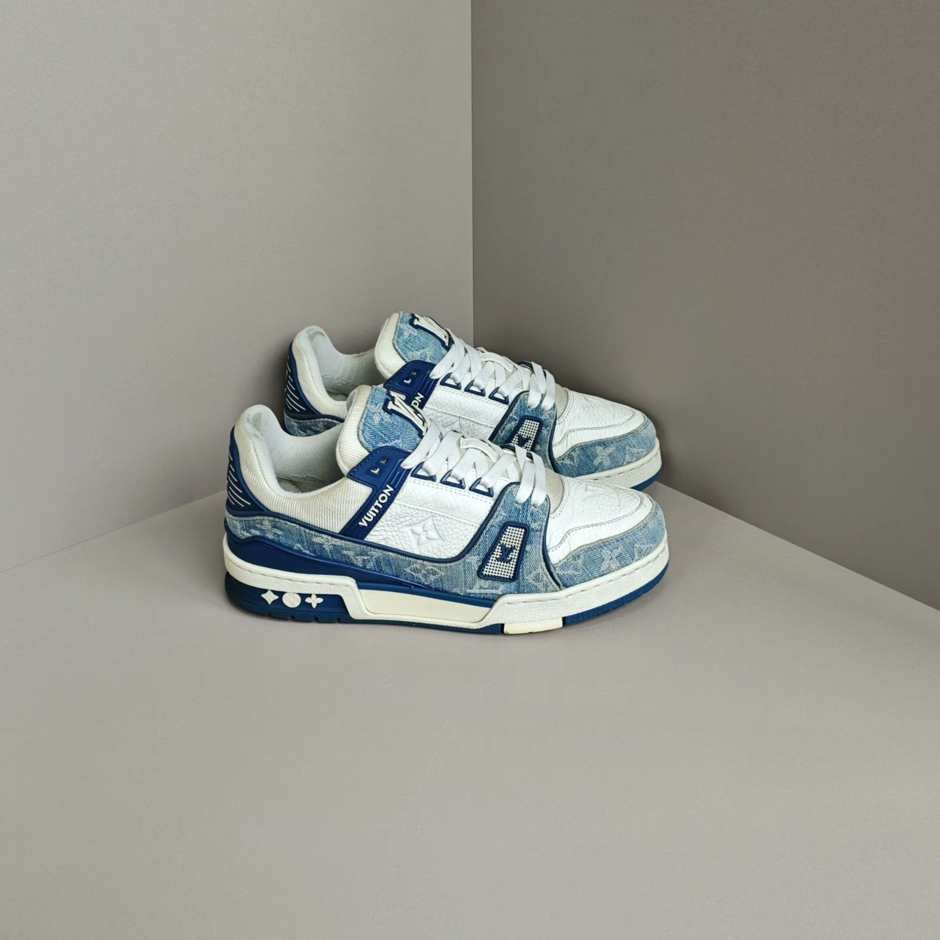 Louis Vuitton Louis Vuitton Training Denim Blue Lowtop Sneakers 6 Men Size US 6 / EU 39 - 4 Thumbnail