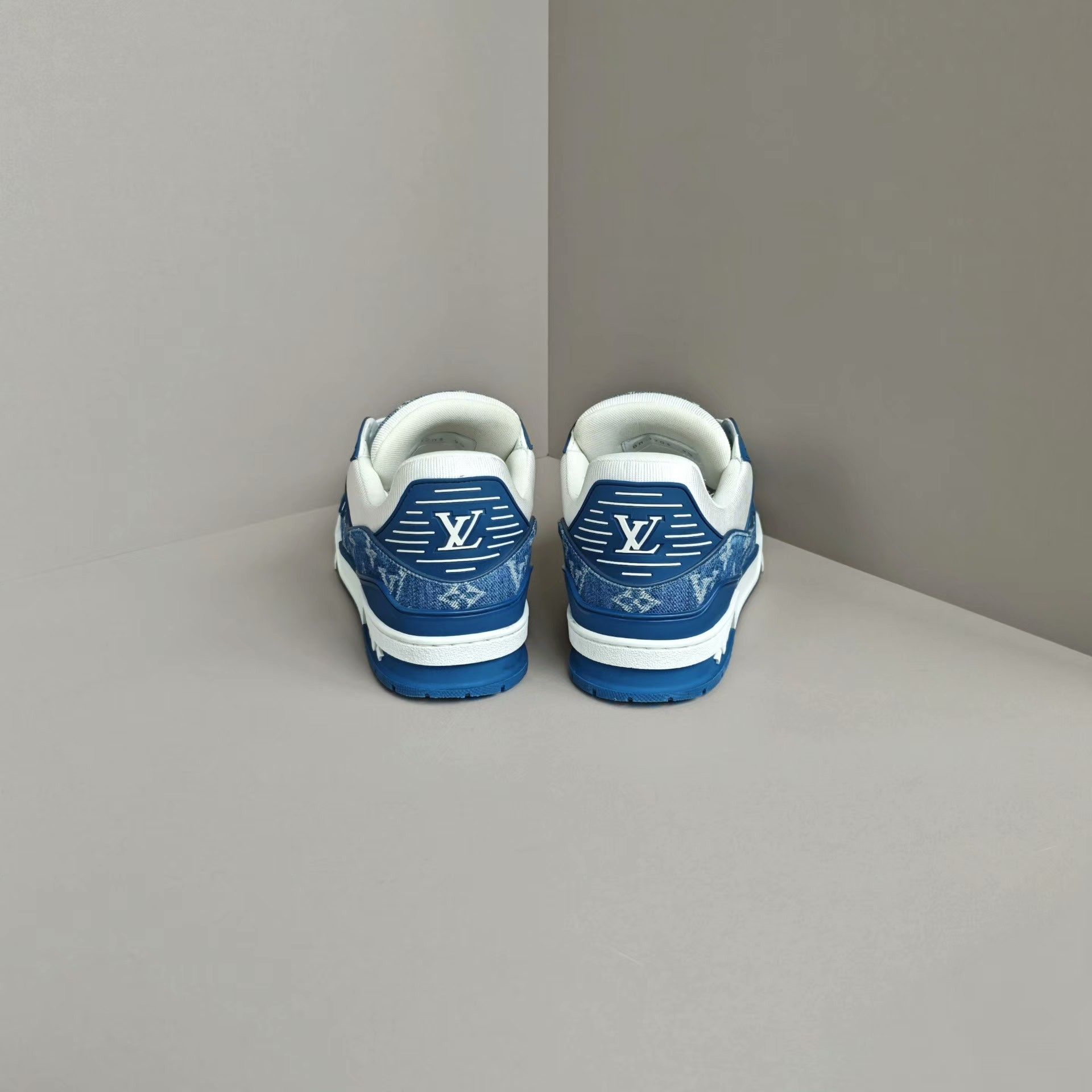 Louis Vuitton Louis Vuitton Training Denim Blue Lowtop Sneakers 10 Men Size US 10 / EU 43 - 3 Thumbnail