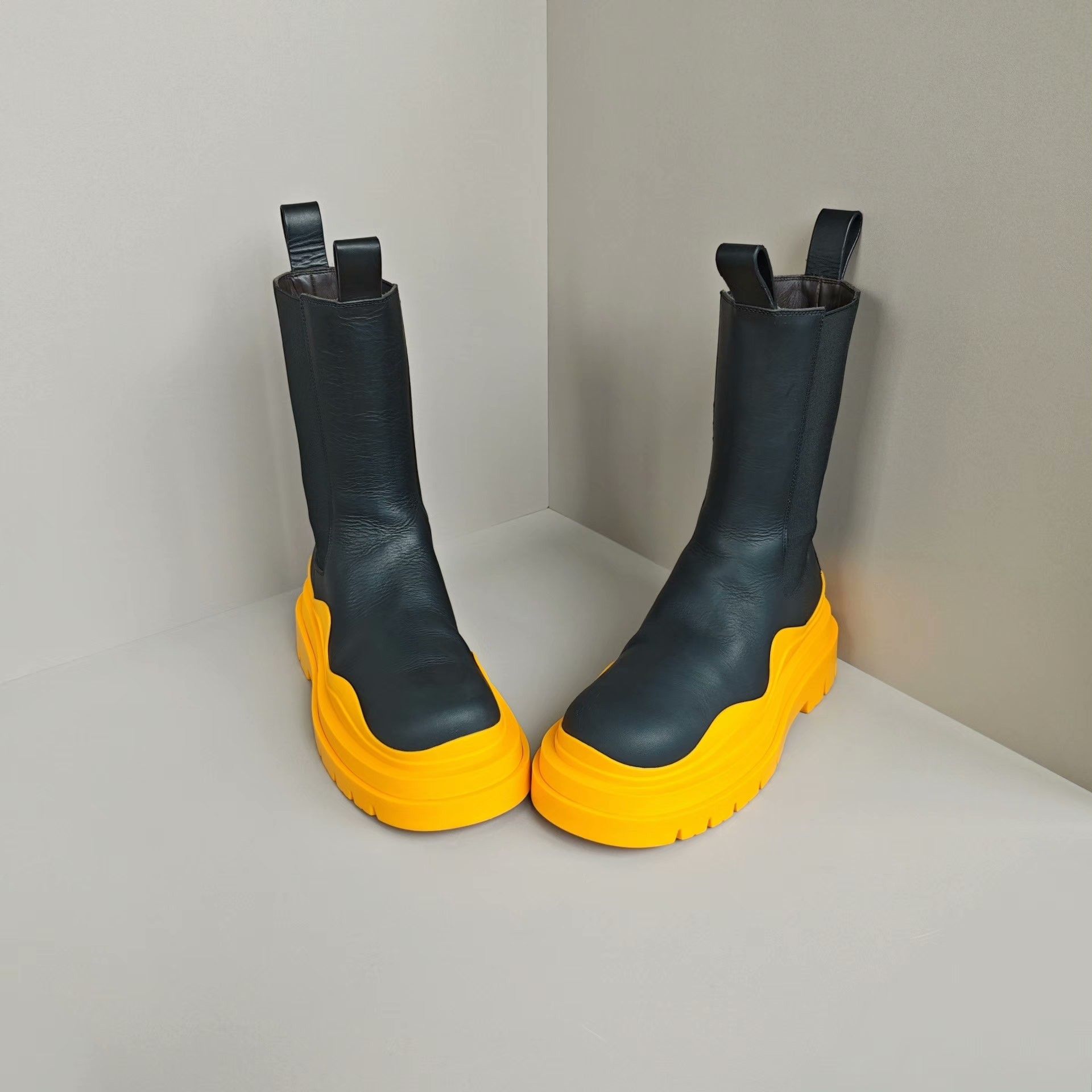 Bottega Veneta Bottega Veneta Boots us_8 Women Size US 8 / IT 38 - 2 Thumbnail