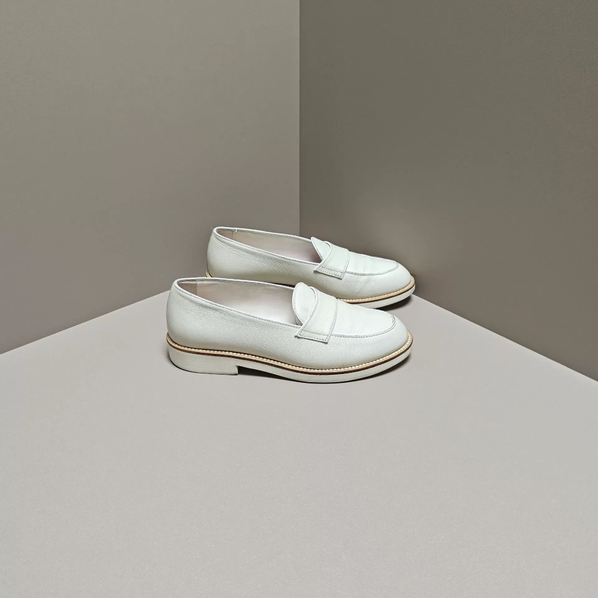 Tod's Tod's Casual Lowtop Sneakers it_34-5 Women Size US 4.5 / IT 34.5 - 4 Thumbnail