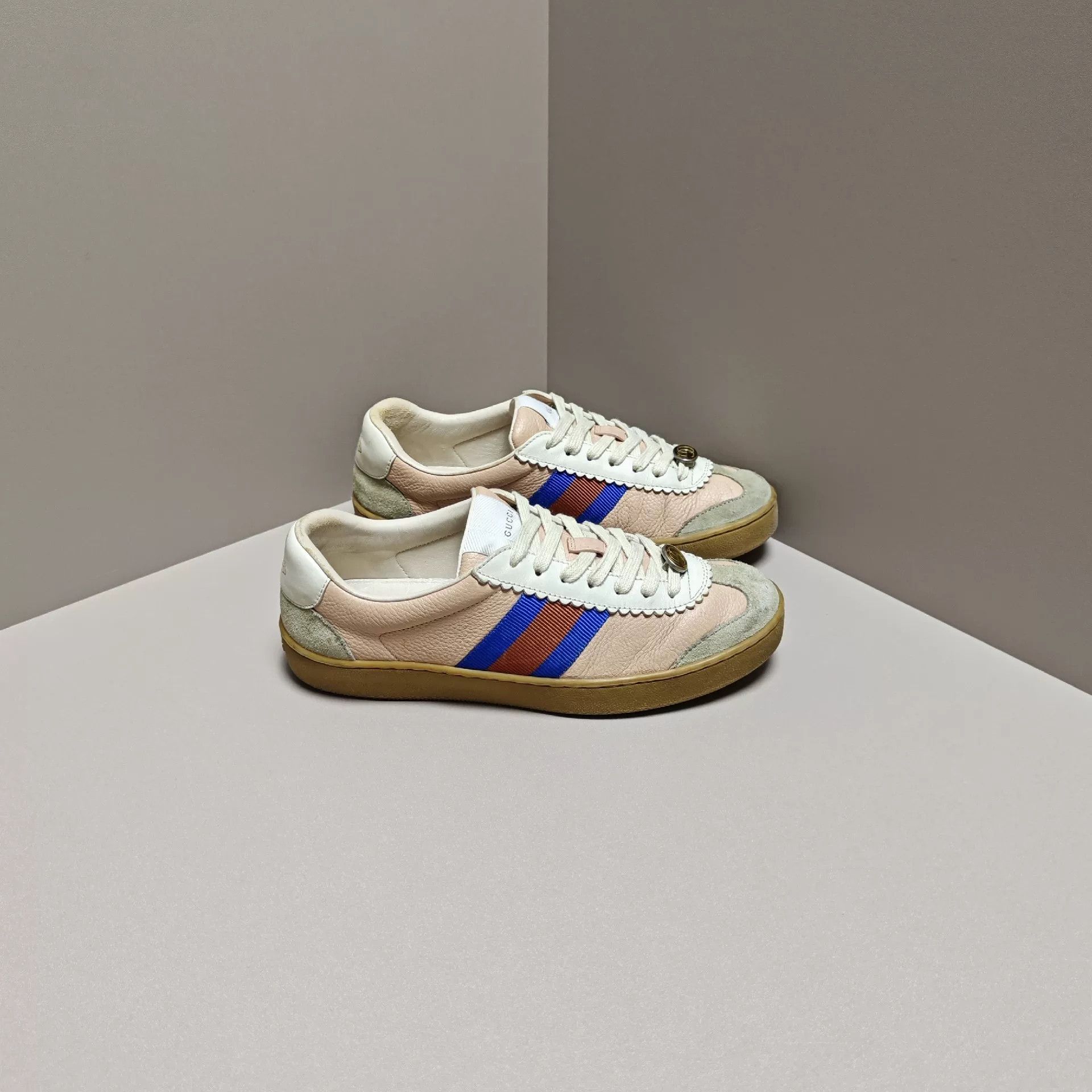 Gucci Gucci Lowtop Sneakers us_6 Women Size US 6 / IT 36 - 4 Thumbnail