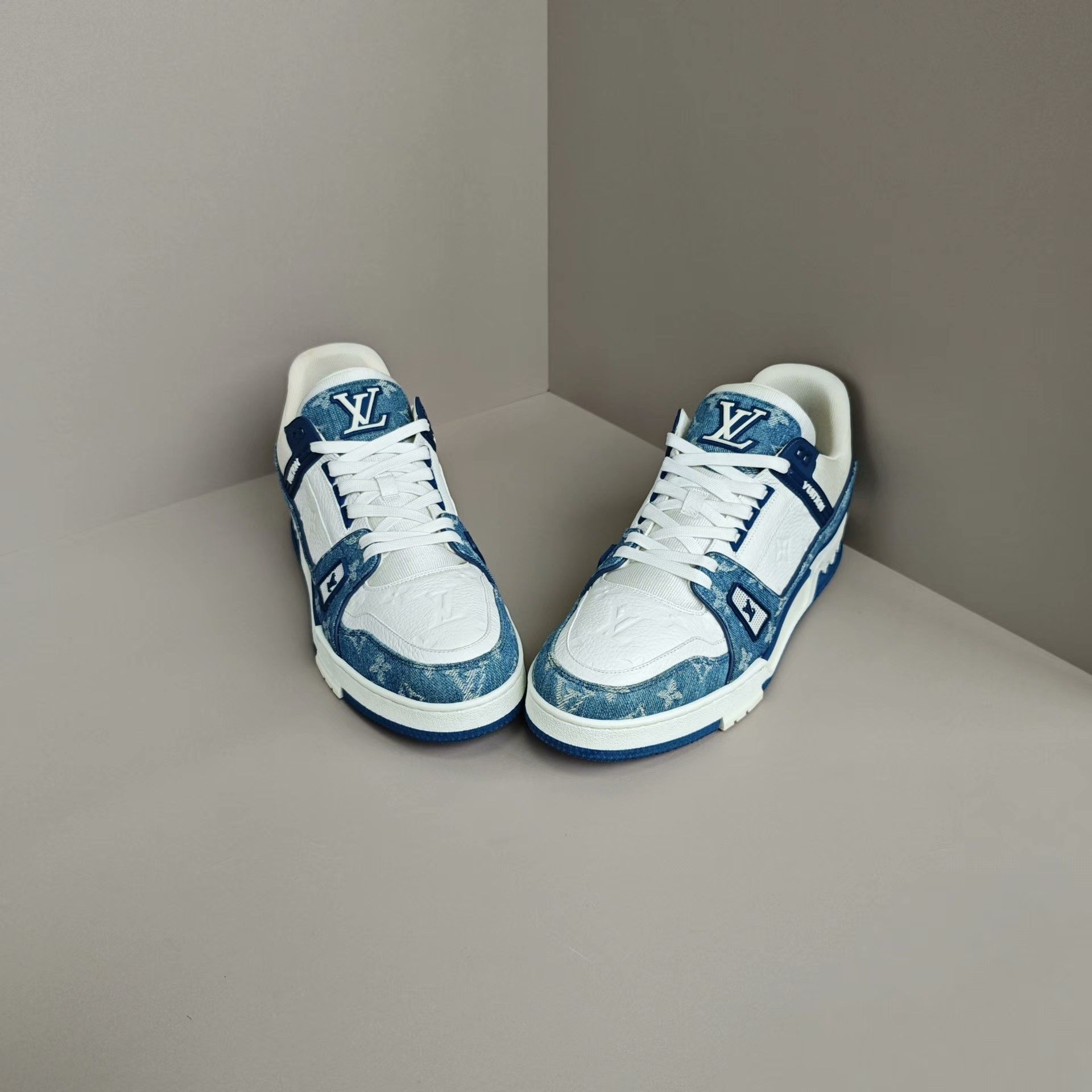 Louis Vuitton Louis Vuitton Training Denim Blue Lowtop Sneakers 11 Men Size US 11 / EU 44 - 2 Thumbnail