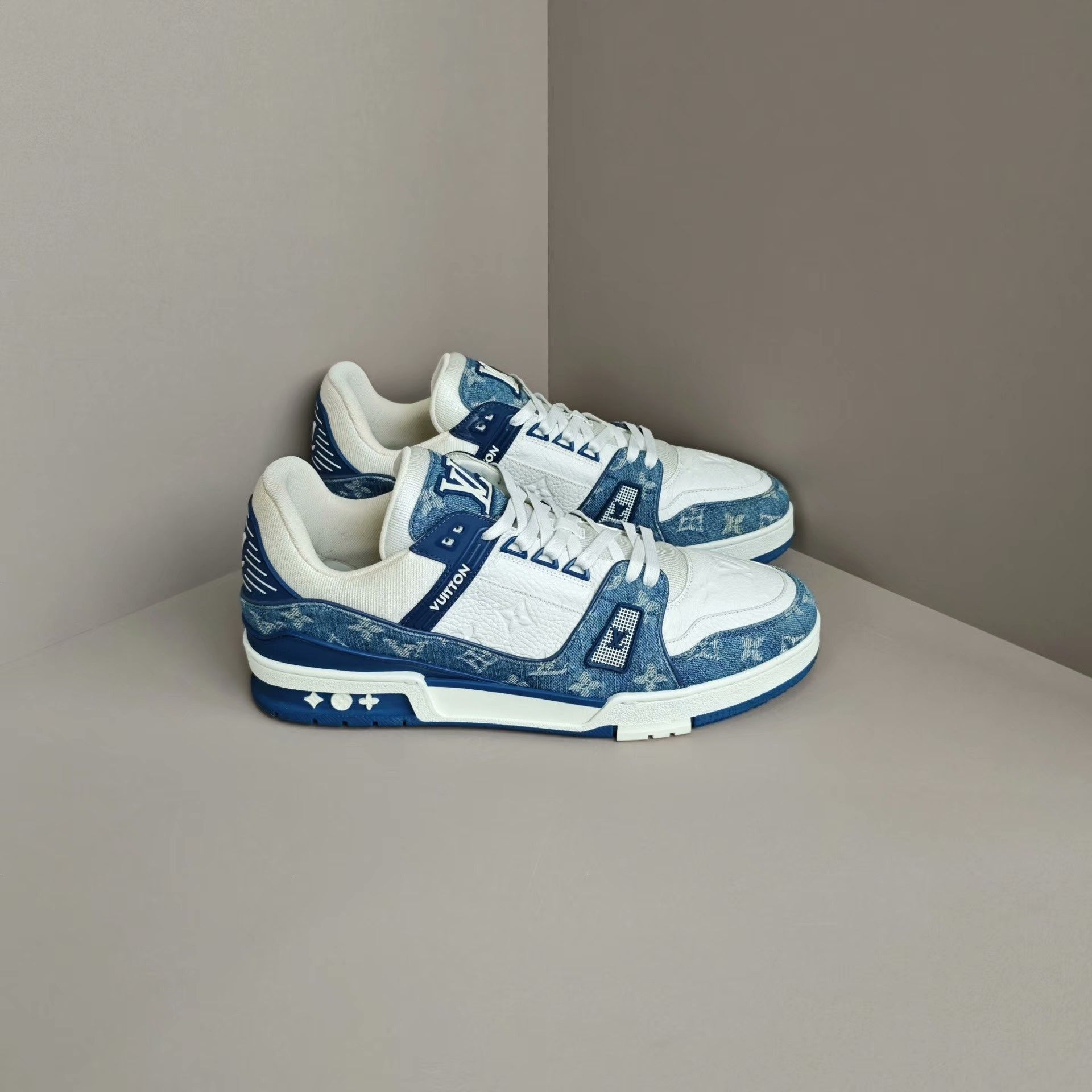 Louis Vuitton Louis Vuitton Training Denim Blue Lowtop Sneakers 11 Men Size US 11 / EU 44 - 4 Thumbnail
