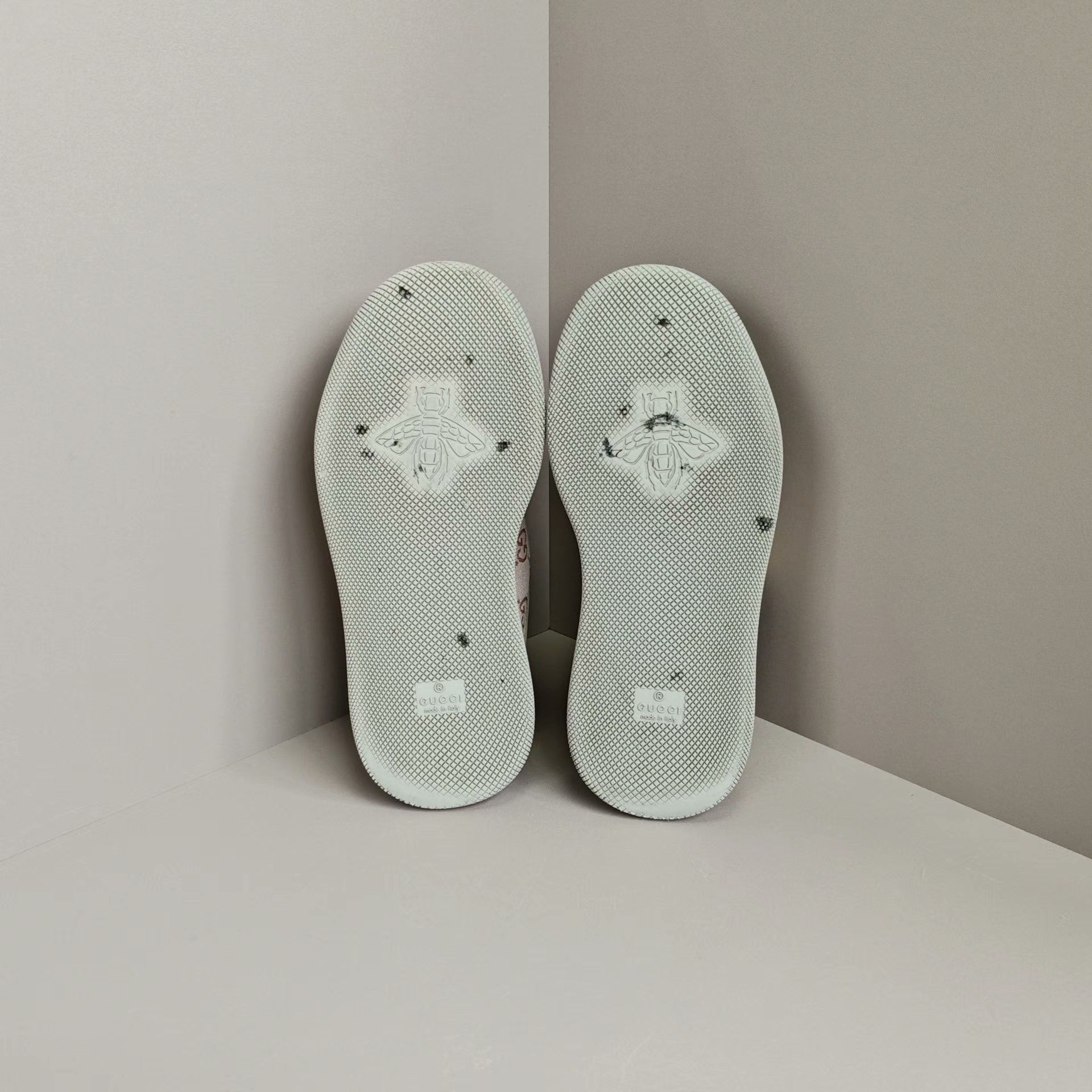 Gucci Gucci Lowtop Sneakers us_5 Women Size US 5 / IT 35 - 5 Thumbnail