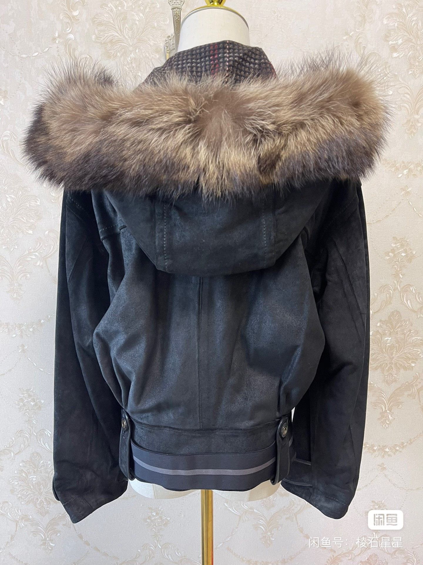 Gucci Gucci Runway Suede Jacket w/ Fur Collar Size M / US 6-8 / IT 42-44 - 9 Thumbnail