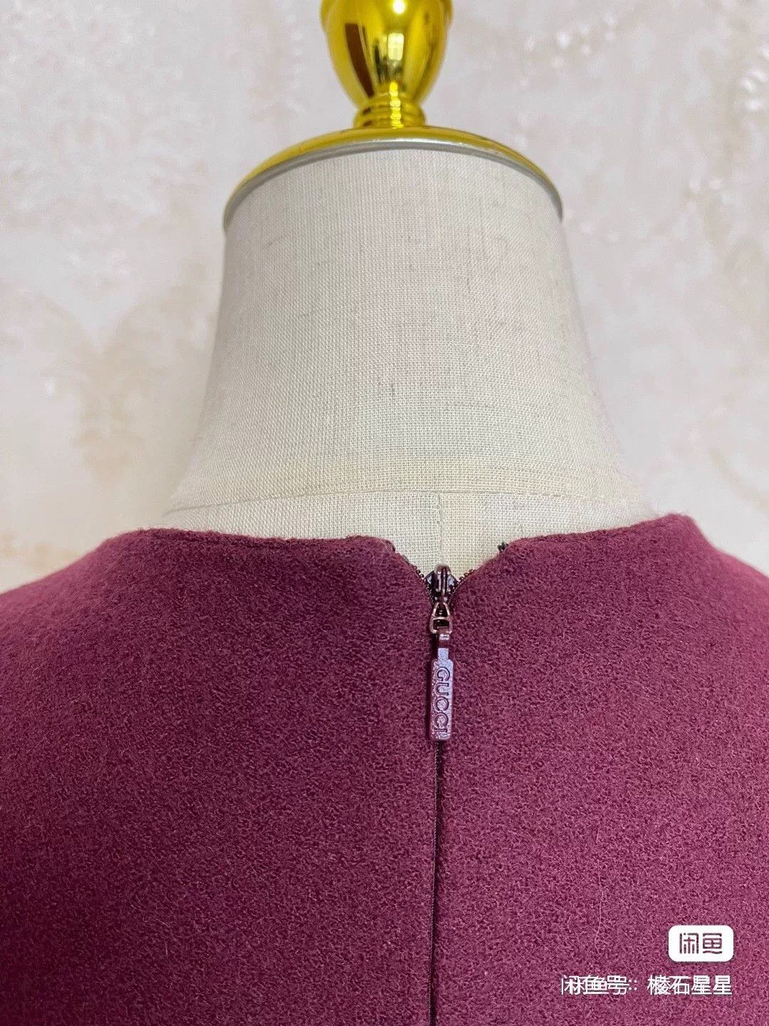 Gucci Gucci V-neck Off-shoulder Wool Dress Size M / US 6-8 / IT 42-44 - 7 Thumbnail