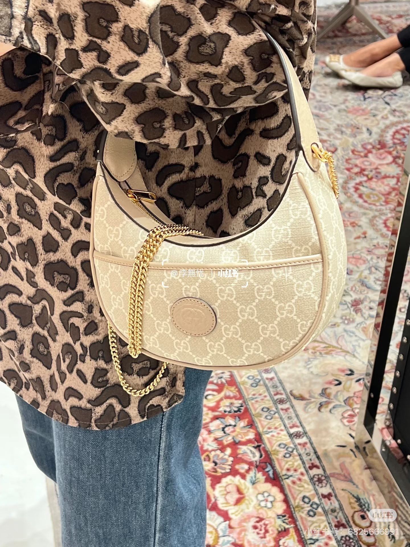 Gucci Gucci Beige GG Monogram Leather Half-Moon Bag Size ONE SIZE - 7 Thumbnail