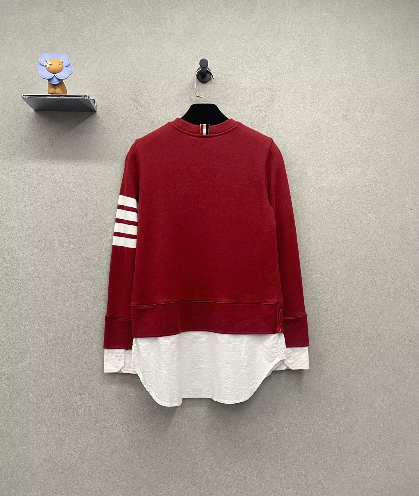 Thom Browne TB Striped Red Crew Neck Sweatshirt Size S / US 4 / IT 40 - 2 Thumbnail