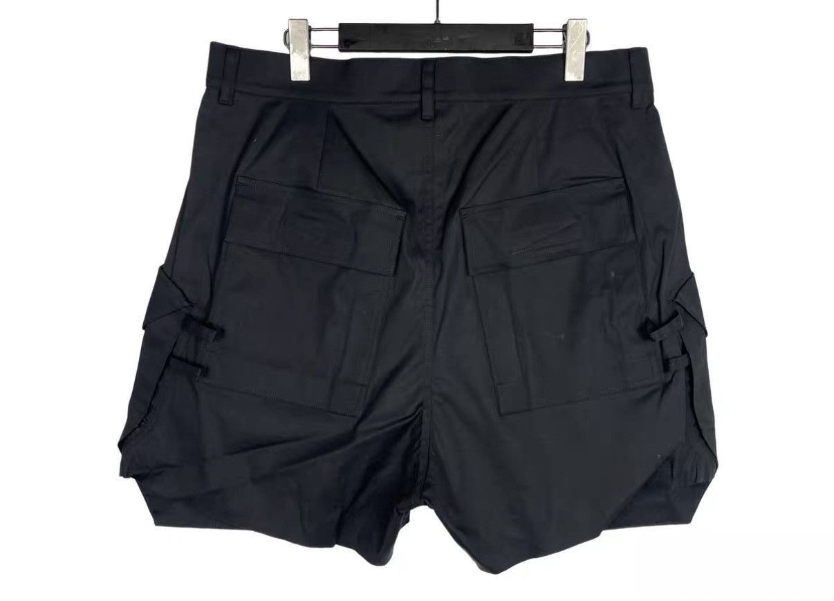 Rick Owens Black Utility Cargo Shorts Size US 30 / EU 46 - 2 Thumbnail