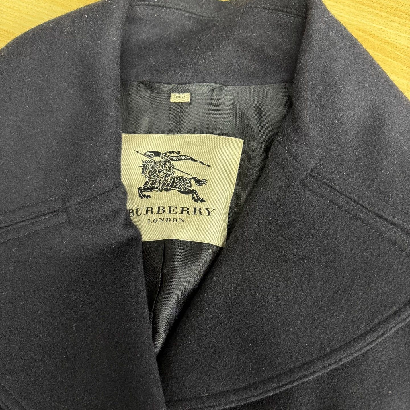 Burberry Burberry Black Double-Breasted Short Lapel Coat Size M / US 6-8 / IT 42-44 - 7 Thumbnail