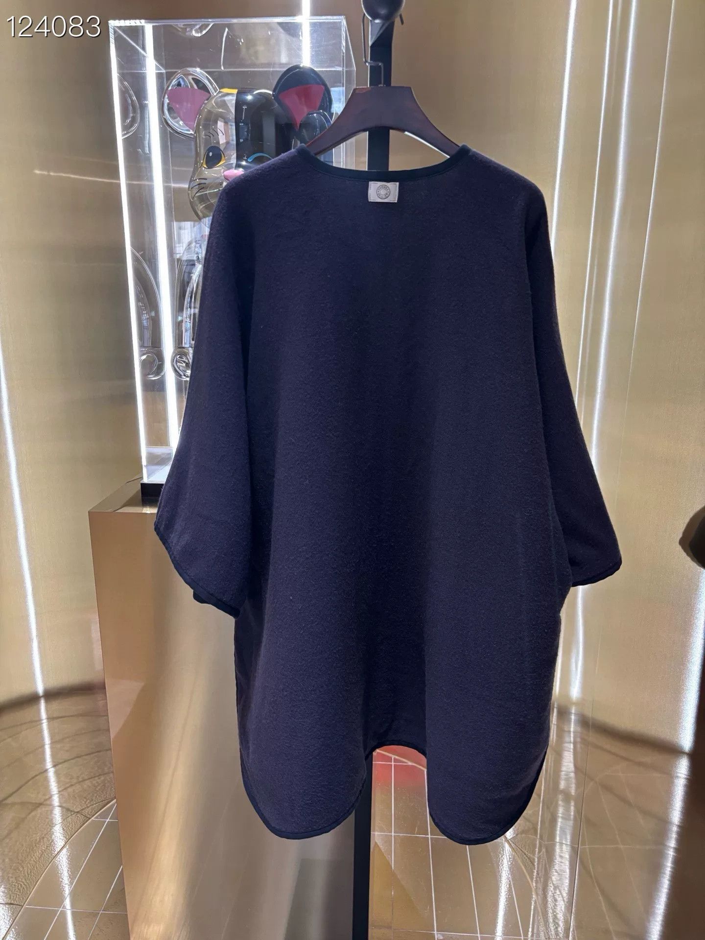 Hermes HERMÈS Camail Cashmere Double-Sided Cape Size M / US 6-8 / IT 42-44 - 4 Thumbnail