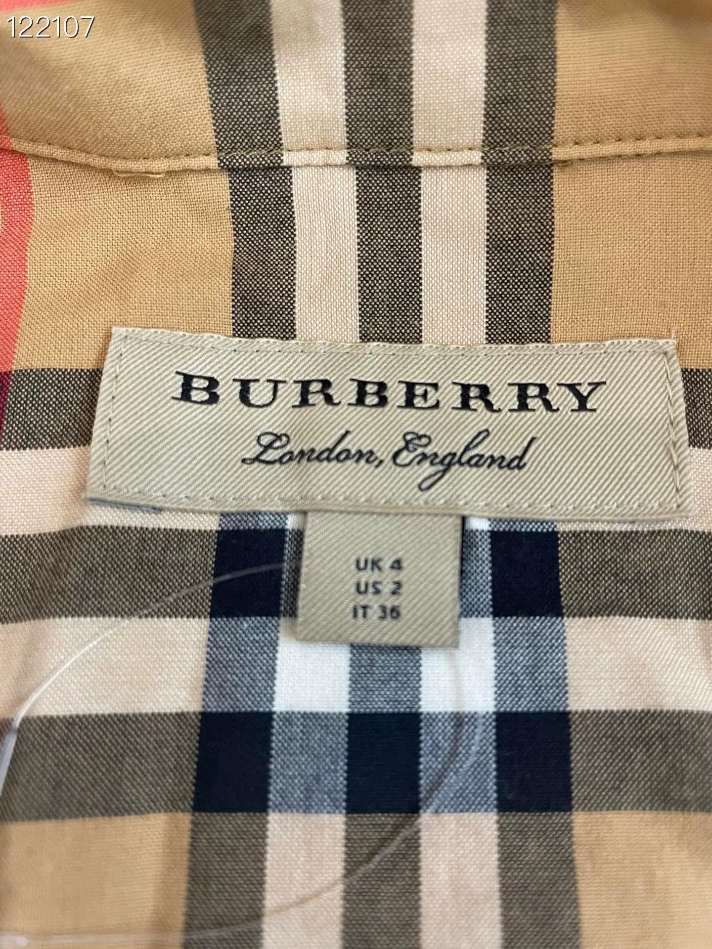 Burberry Burberry Classic Check Shirt UK4 Size M / US 6-8 / IT 42-44 - 3 Thumbnail