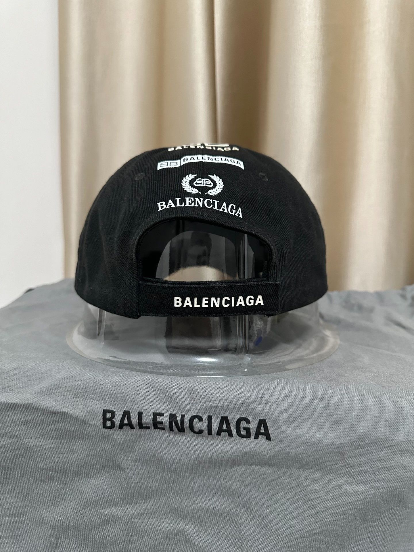 Balenciaga Balenciaga Embroidered Logo Baseball Cap Size ONE SIZE - 3 Thumbnail