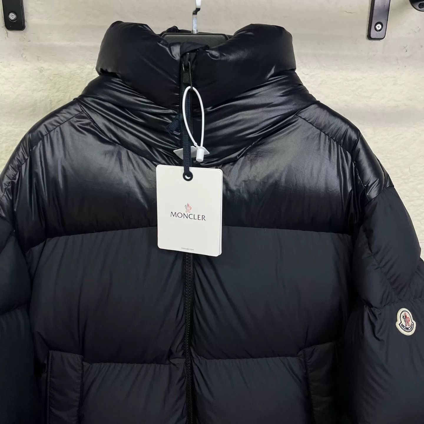 Moncler Moncler Black Shiny Panel Thick Down Jacket Size M / US 6-8 / IT 42-44 - 3 Thumbnail