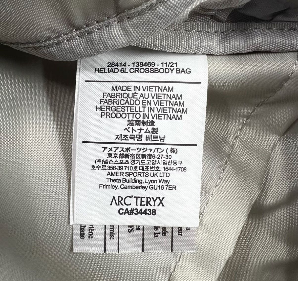 Arc'teryx Black Waist Bag with Tan and White Accents Size ONE SIZE - 7 Thumbnail