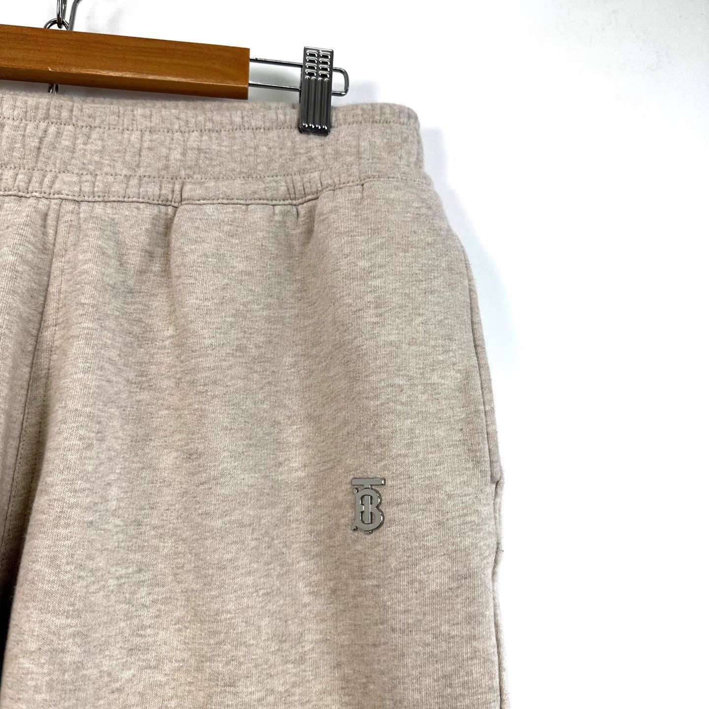 Burberry Beige Sweatpants with Elastic Waist and Cuffed Ankles Size US 30 / EU 46 - 4 Thumbnail