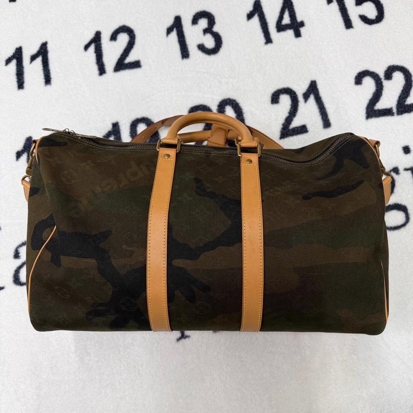 Supreme Camouflage Duffle Bag with Leather Accents Size ONE SIZE - 5 Thumbnail