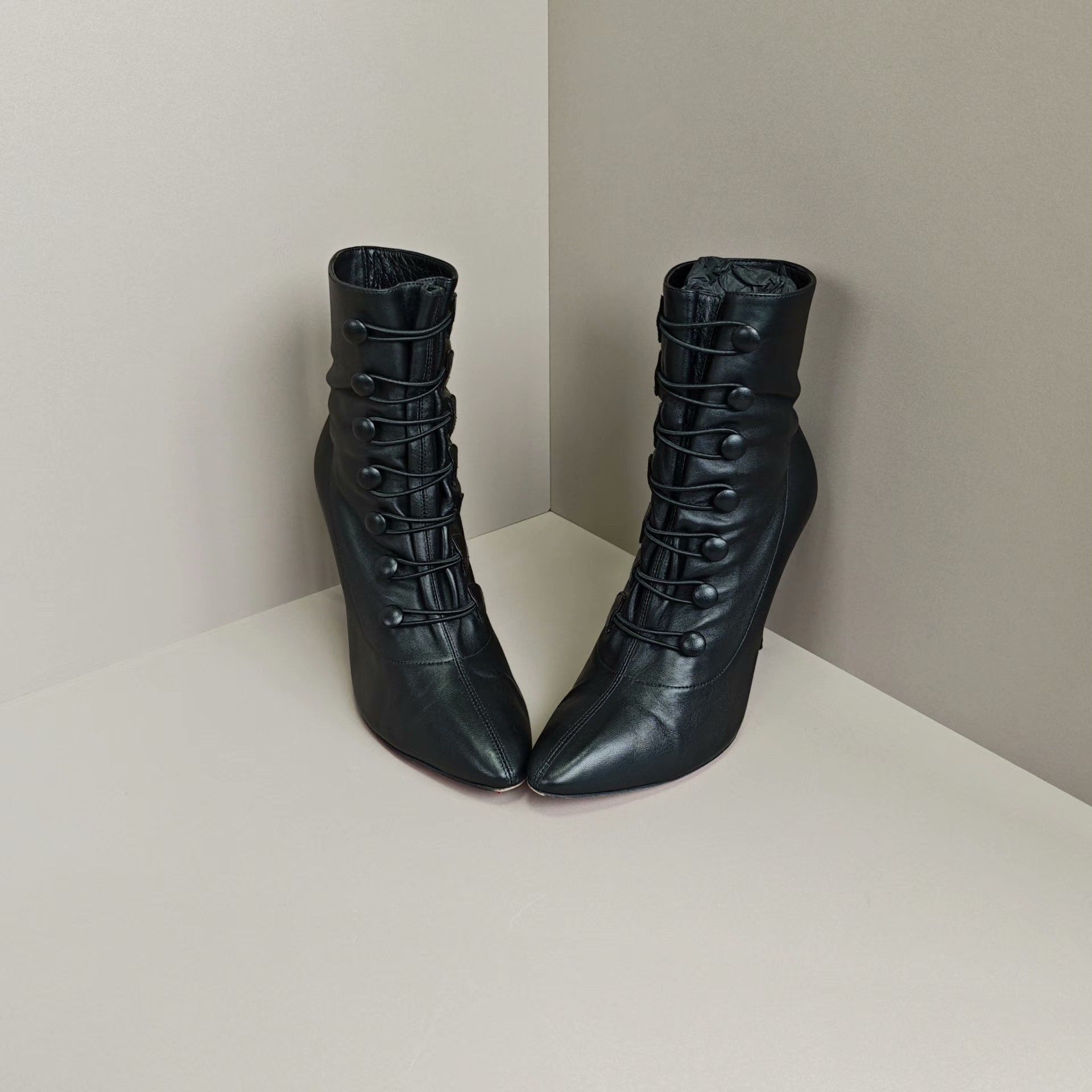 Christian Louboutin Christian Louboutin Boots us_6 Women Size US 6 / IT 36 - 2 Thumbnail
