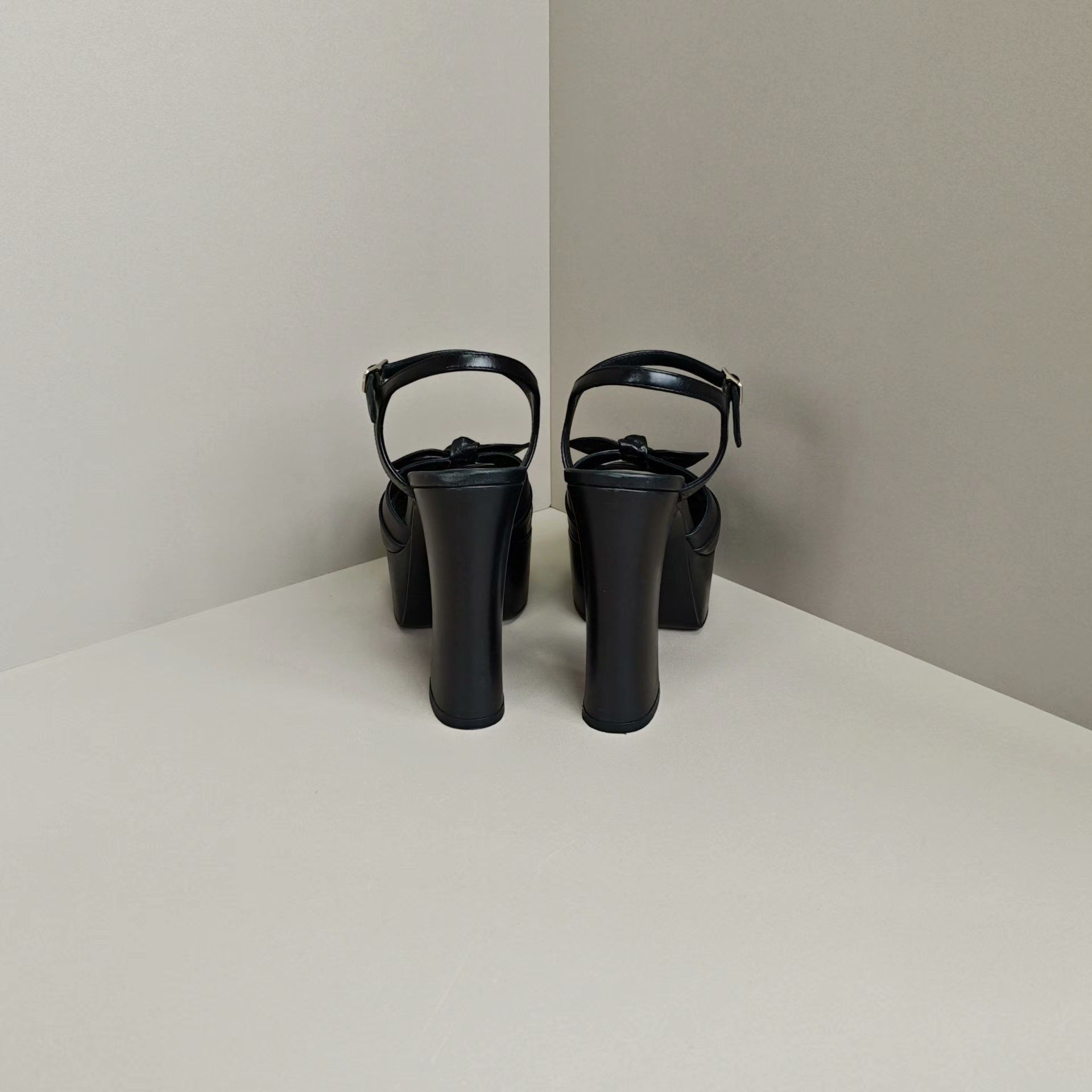 Saint Laurent Paris Saint Laurent Paris Sandals us_6 Women Size US 6 / IT 36 - 3 Thumbnail