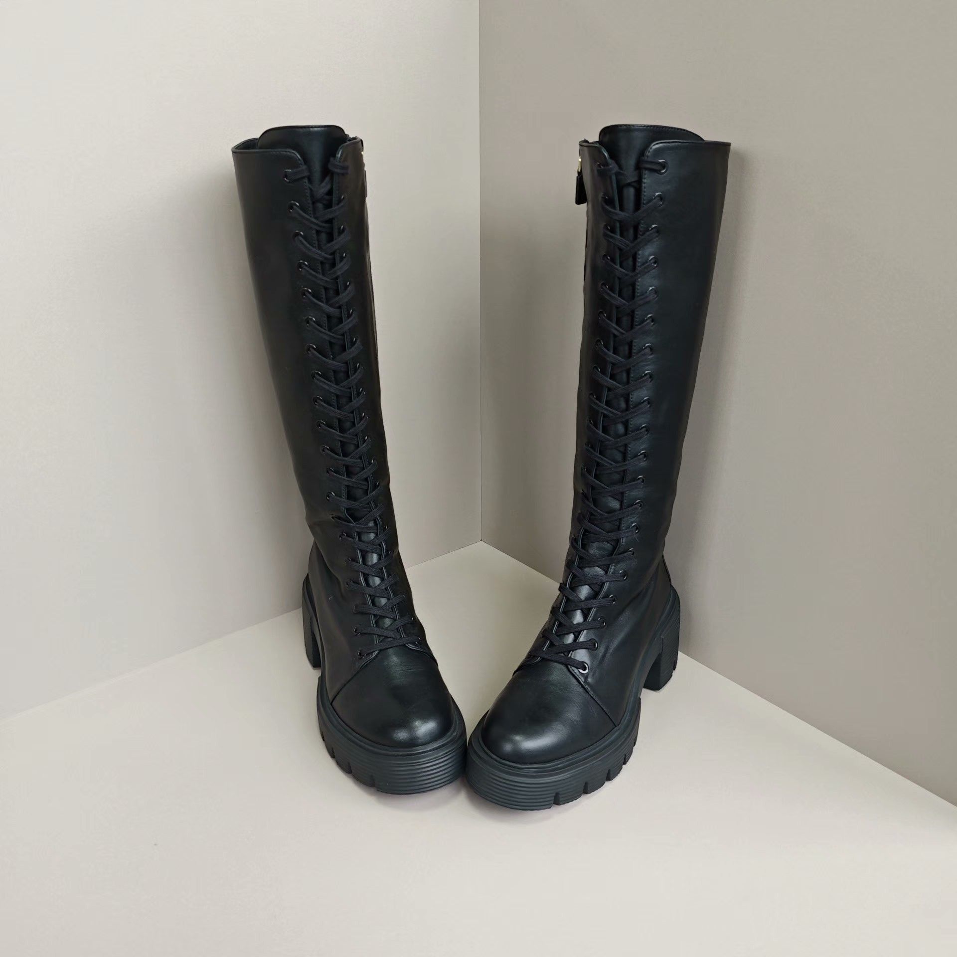 Stuart Weitzman Stuart Weitzman Boots us_8 Women Size US 8 / IT 38 - 2 Thumbnail