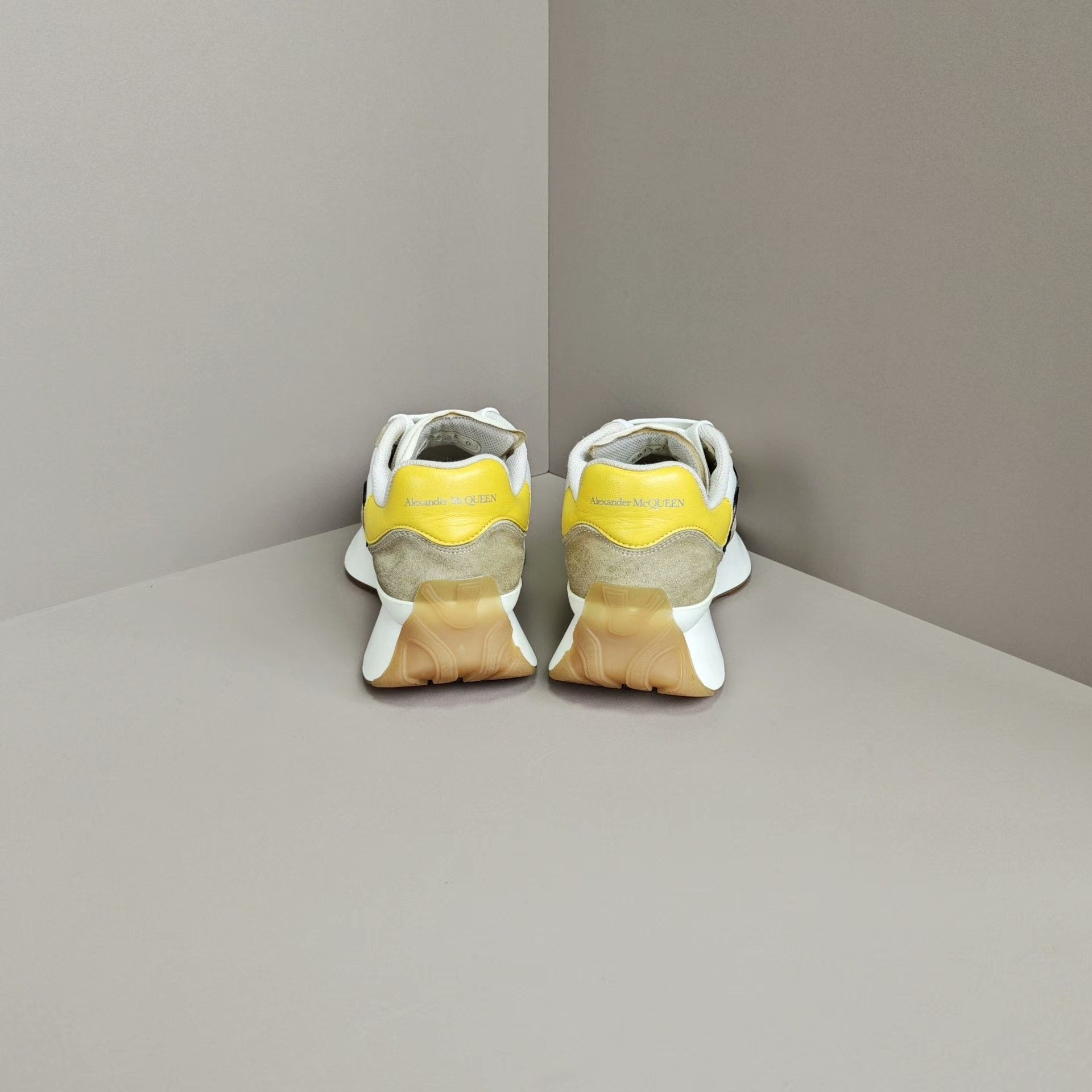 Alexander McQueen Alexander McQueen Running Lowtop Sneakers us_5 Women Size US 5 / IT 35 - 3 Thumbnail