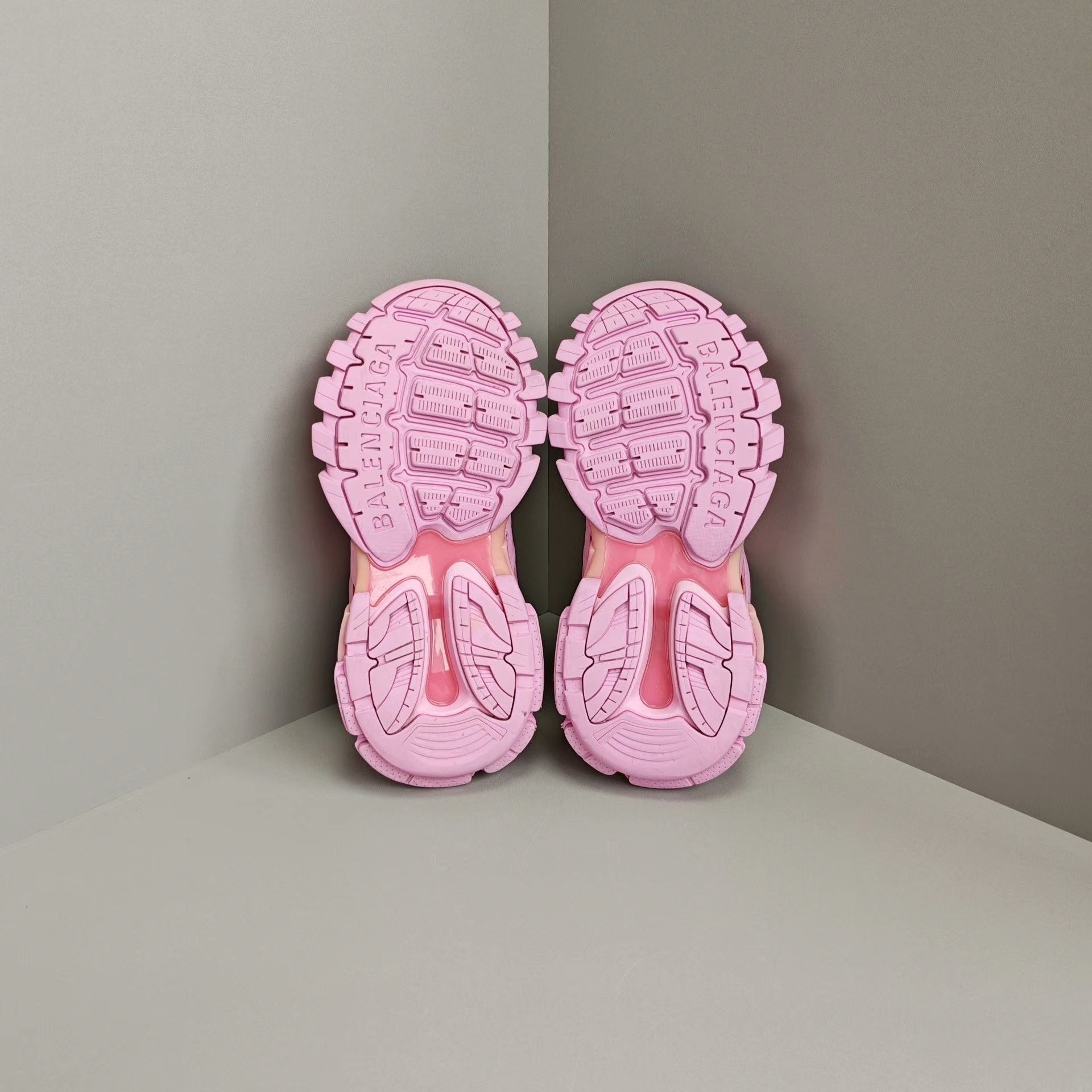 Balenciaga Balenciaga Lowtop Sneakers us_8 Women Size US 8 / IT 38 - 5 Thumbnail